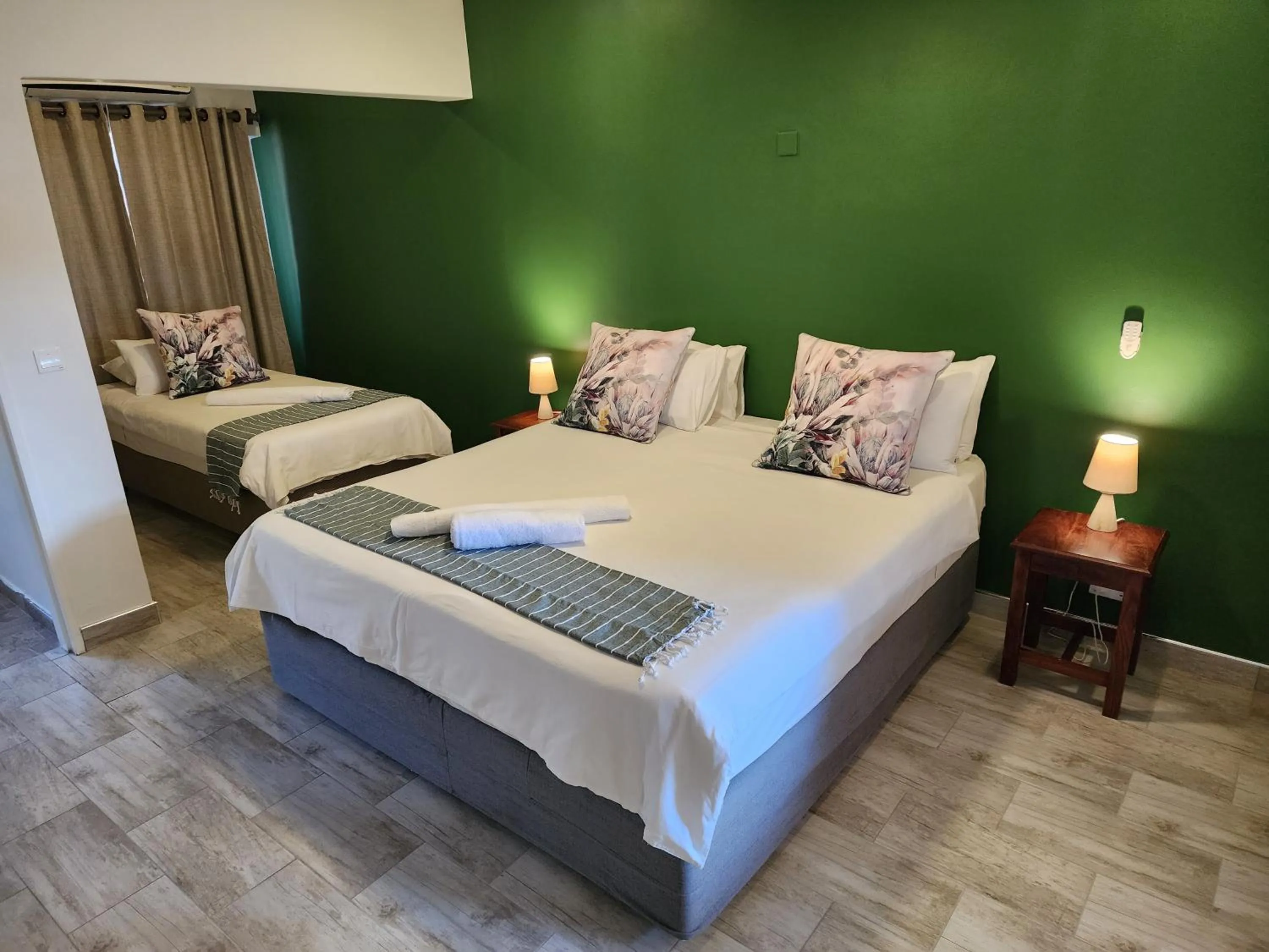 Deluxe Double Room in Livingstone Lodge