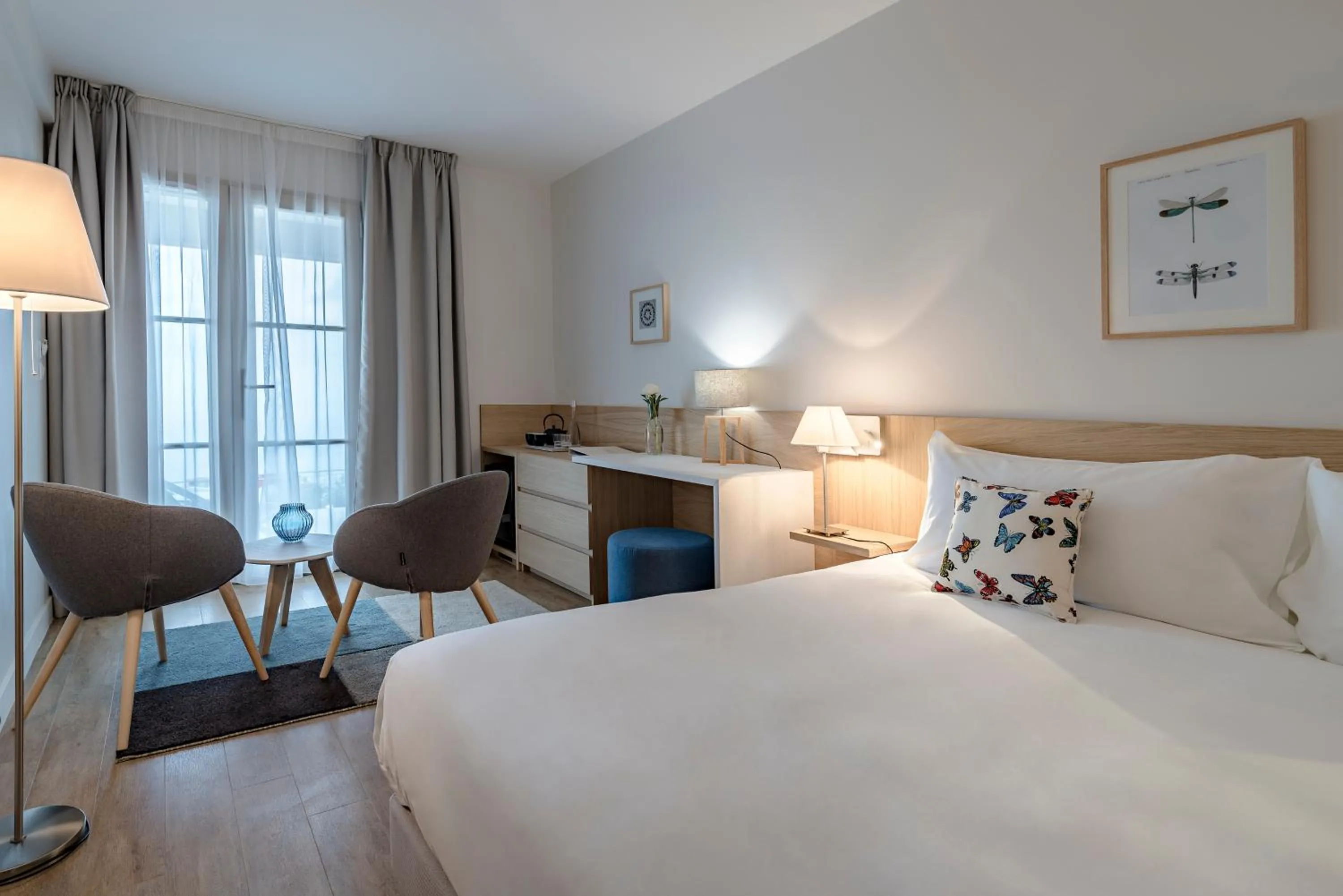 Superior Room Ground Floor with Sea View - single occupancy in Hôtel La Villa Douce