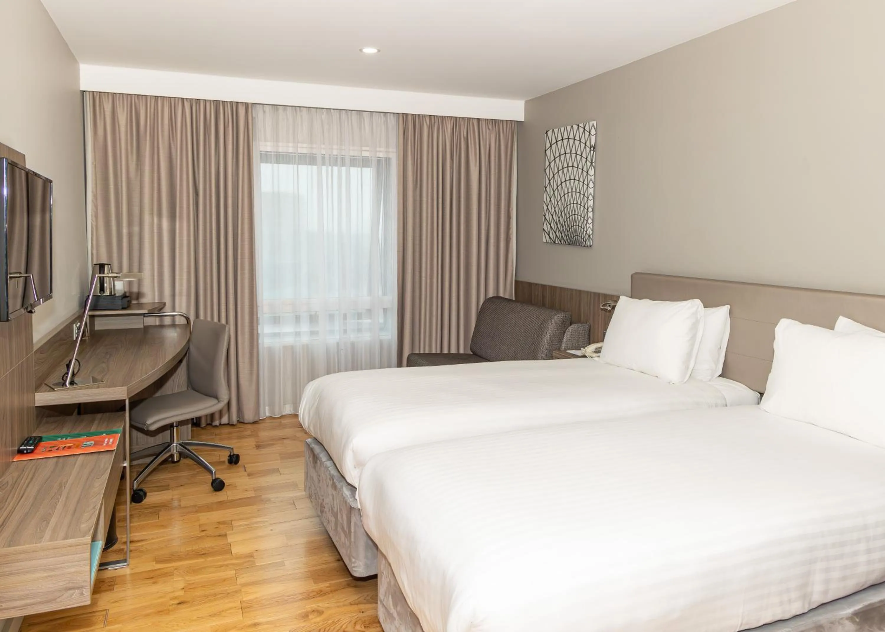 Standard Room with Two Single Beds in Holiday Inn London West by IHG