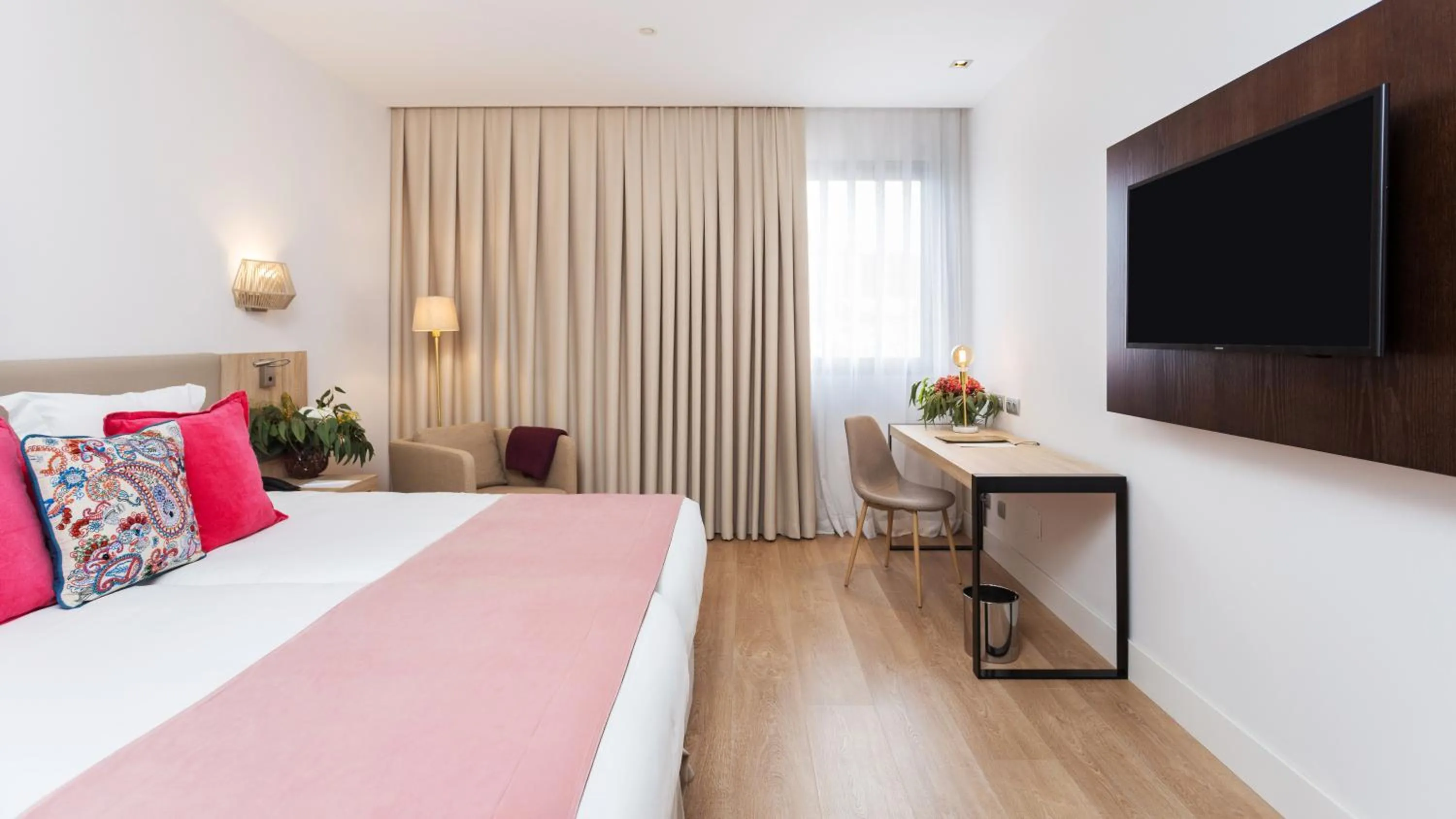 Deluxe Double Room in La Laguna Gran Hotel