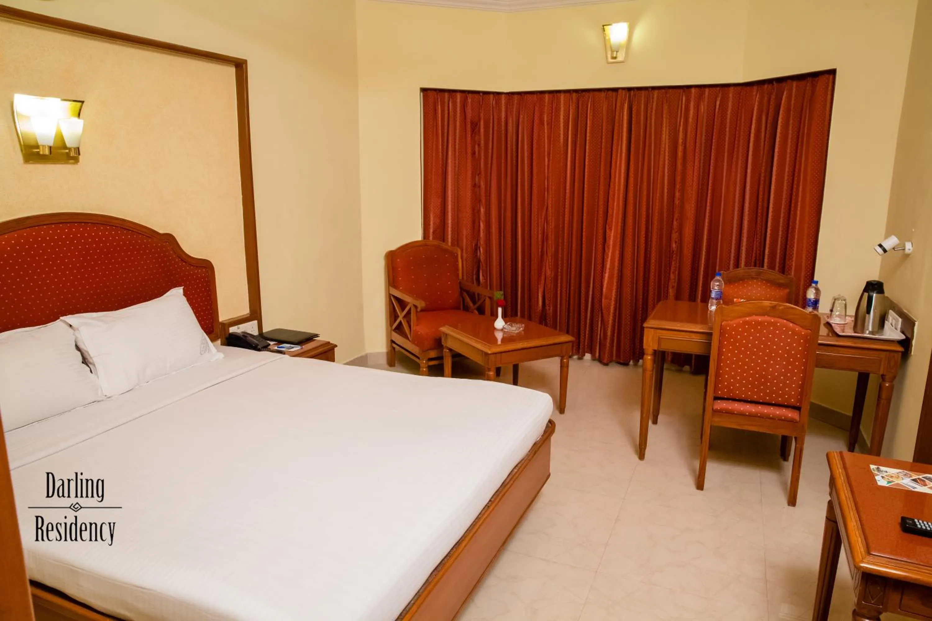 Deluxe Double Room - single occupancy in Darling Residency