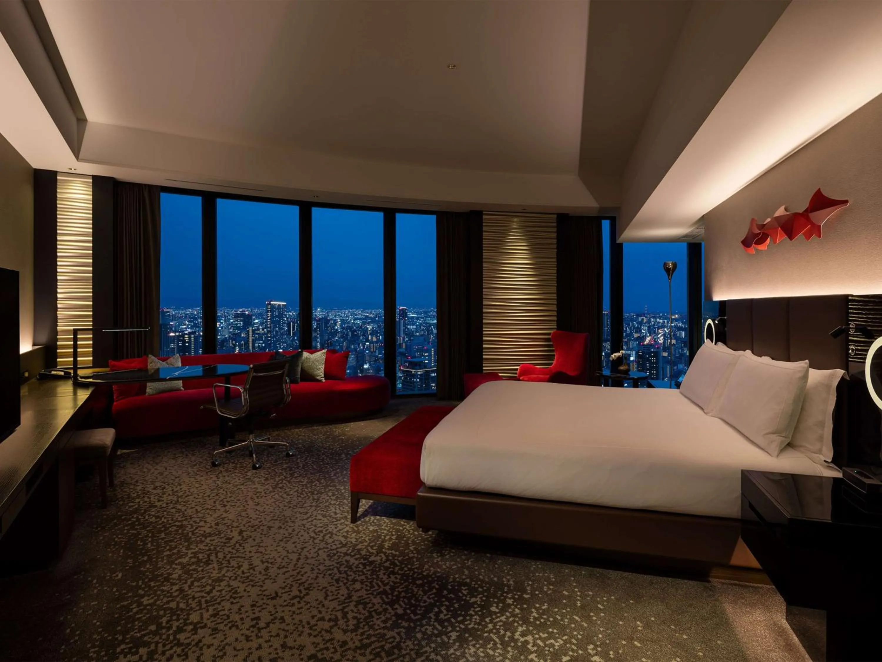 Junior Corner King Suite  in Conrad Osaka