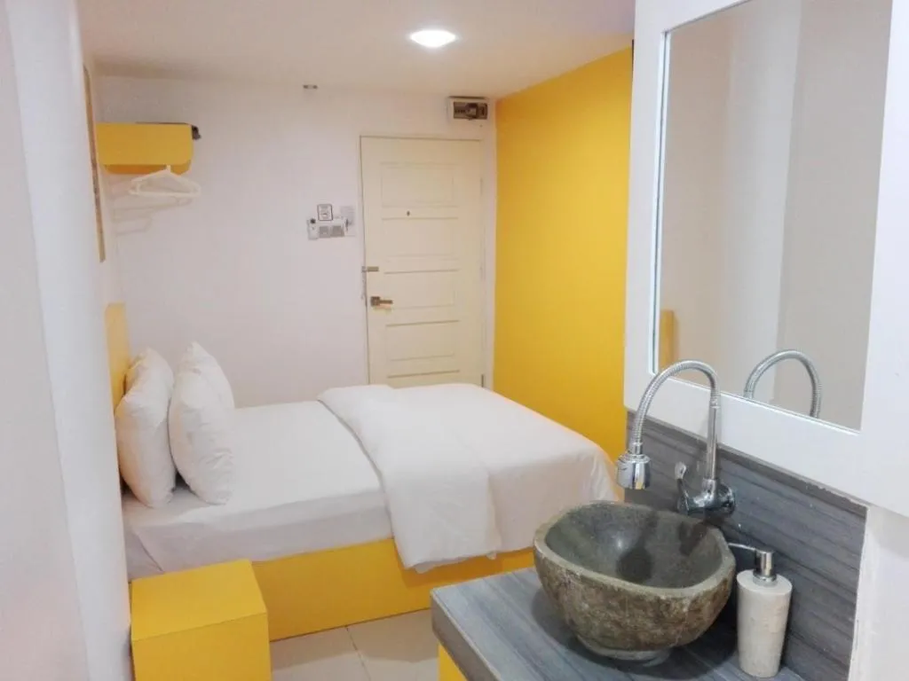 Deluxe Queen Room in The Serai Cottage Boutique Hotel