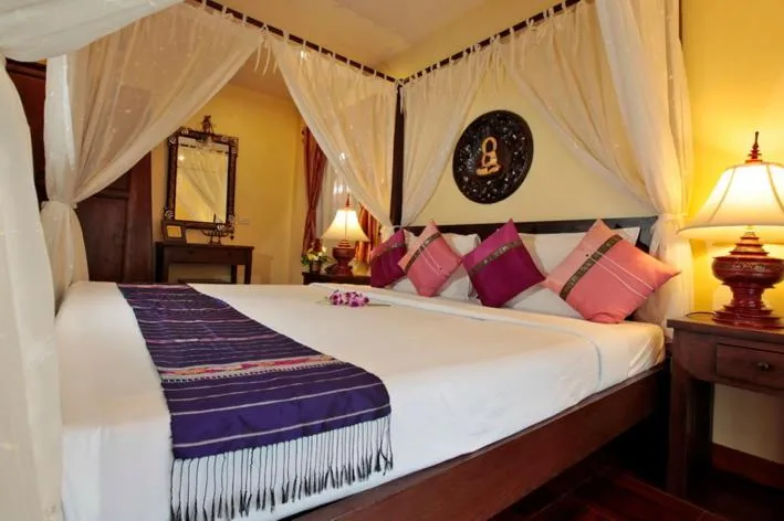 Classic Double Room in Coral Hotel Bangsaphan