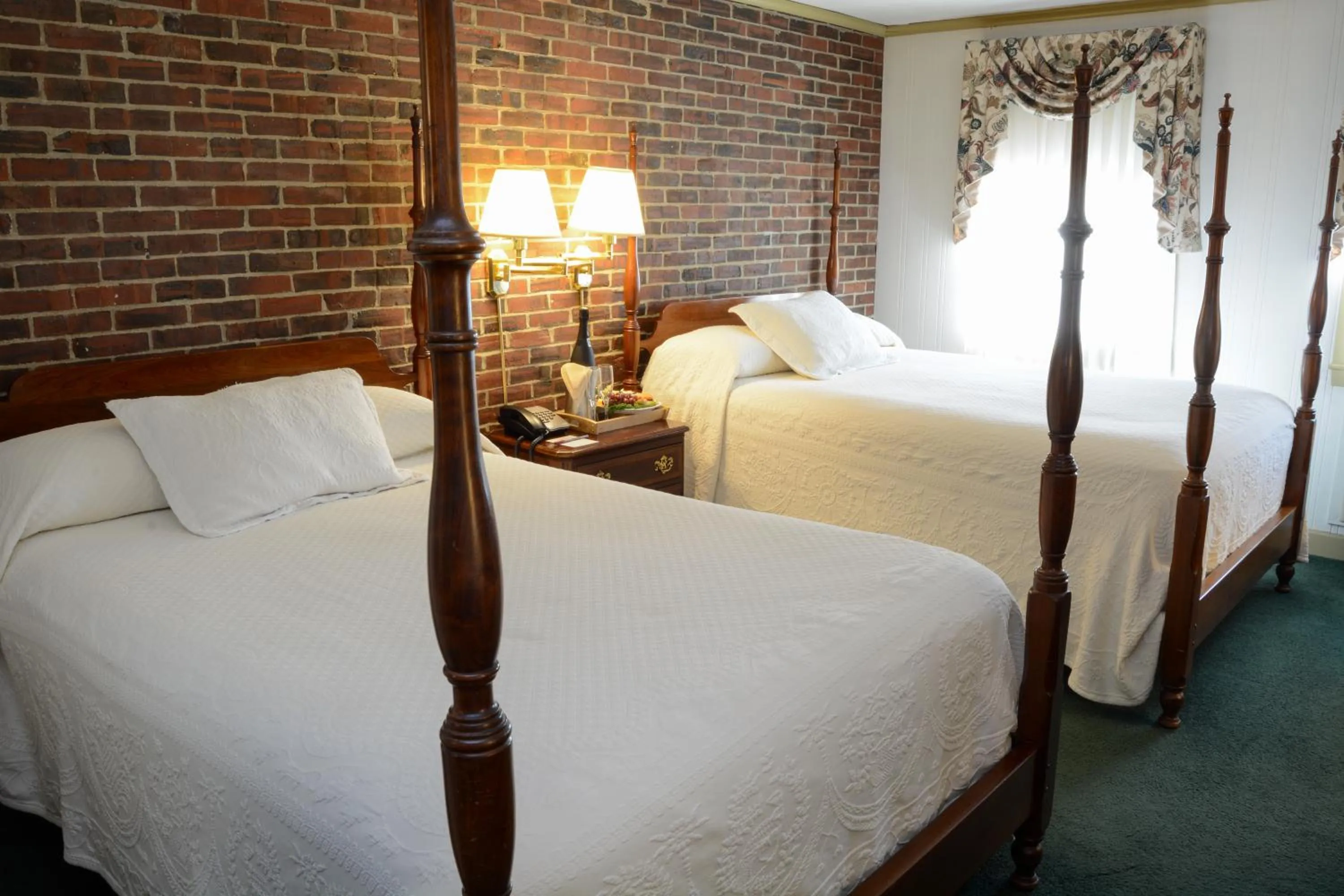 Double Room in Lamies Inn & The Old Salt Tavern