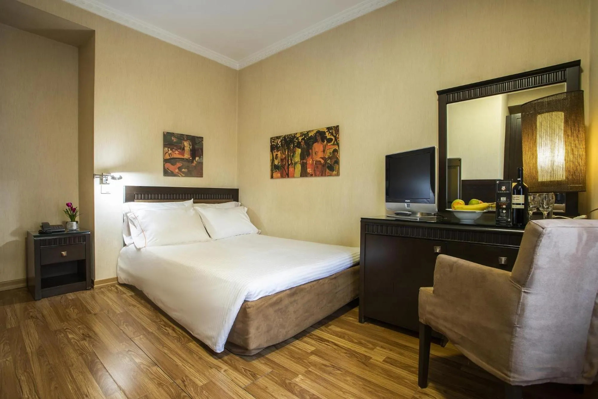 Budget Double Room in Egnatia Hotel