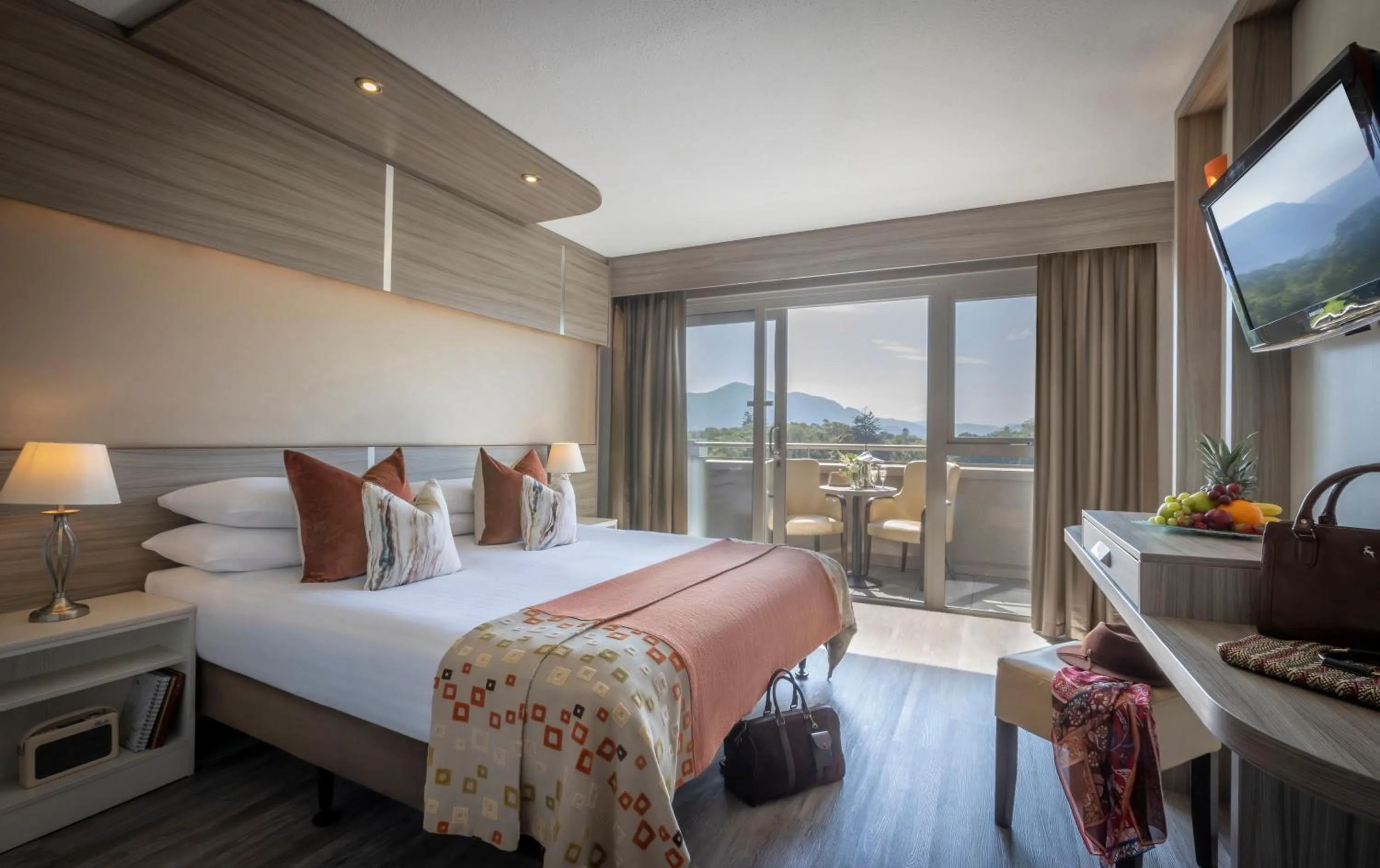 Double Room with Balcony in Gleneagle Killarney