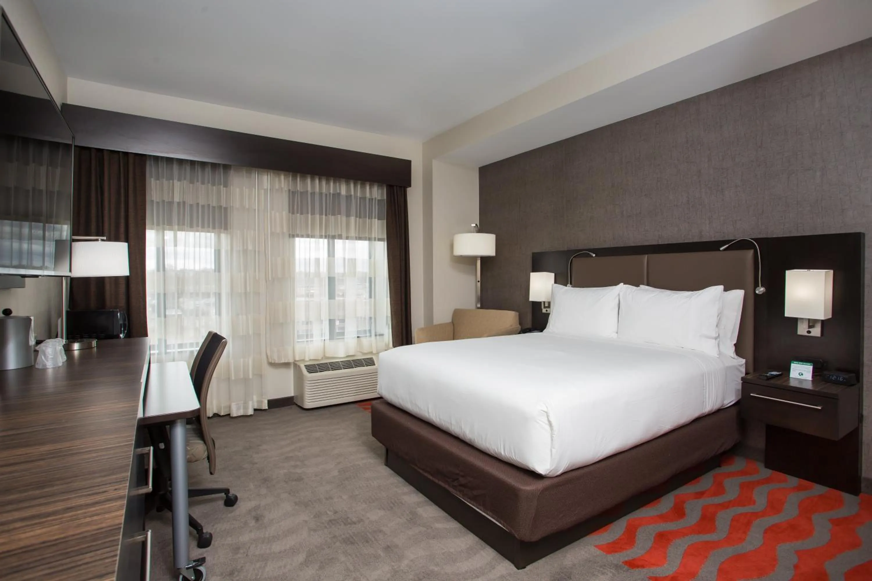 Standard Queen Room in Holiday Inn Express - Springfield Downtown by IHG