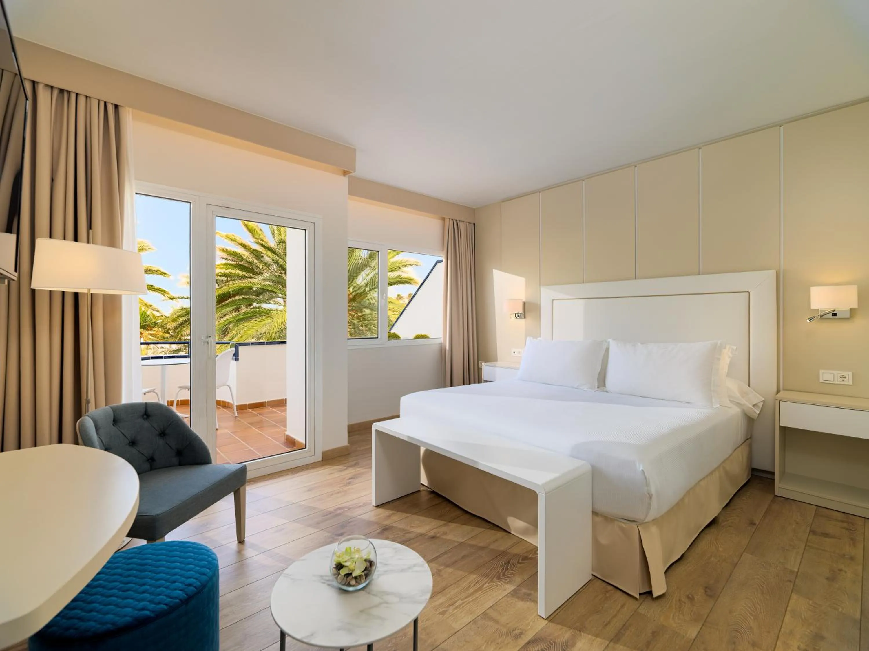 Superior Room (2 Adults) in H10 Ocean Dunas - Adults Only