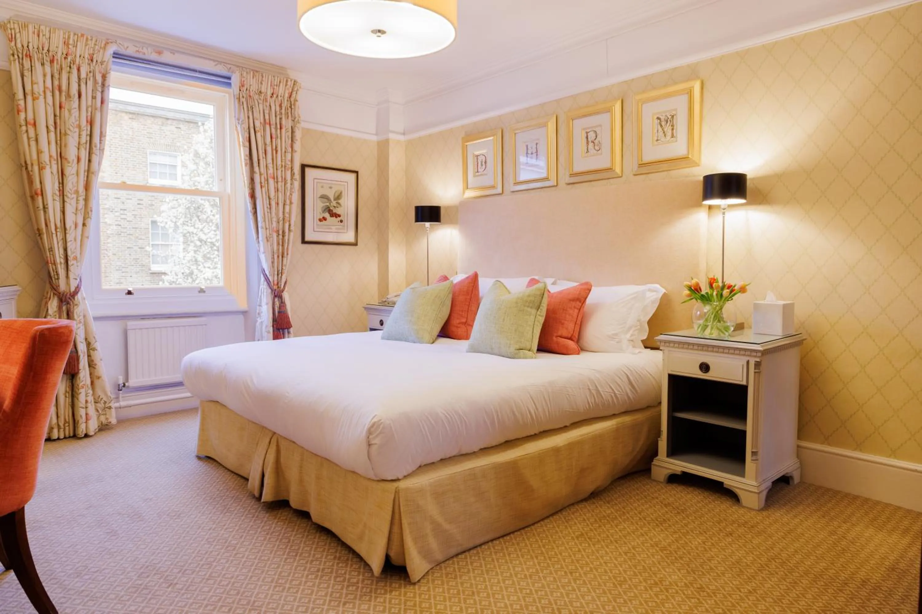 Suite in Durrants Hotel