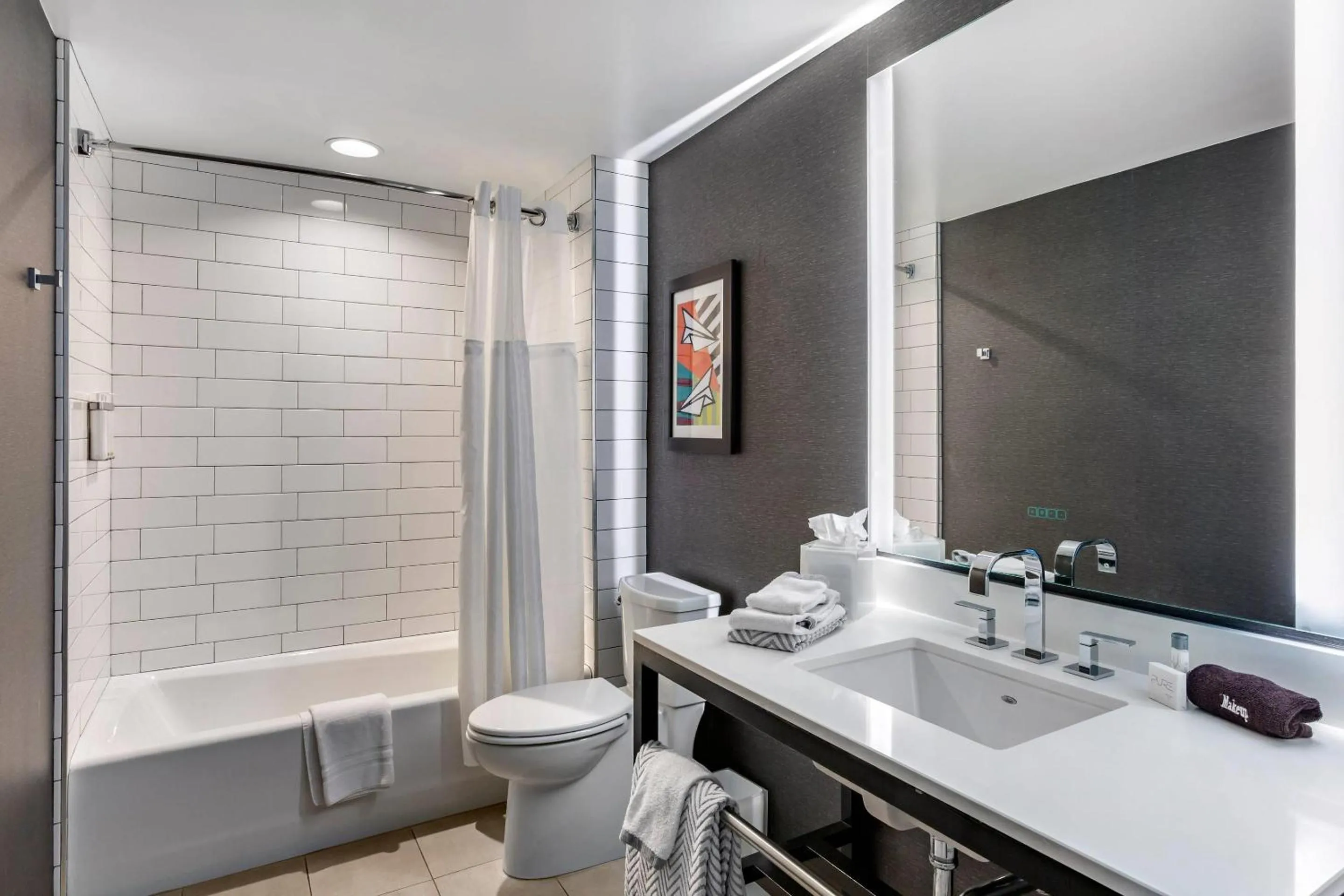 Suite, 1 King Bed, Non Smoking in Cambria Hotel LAX