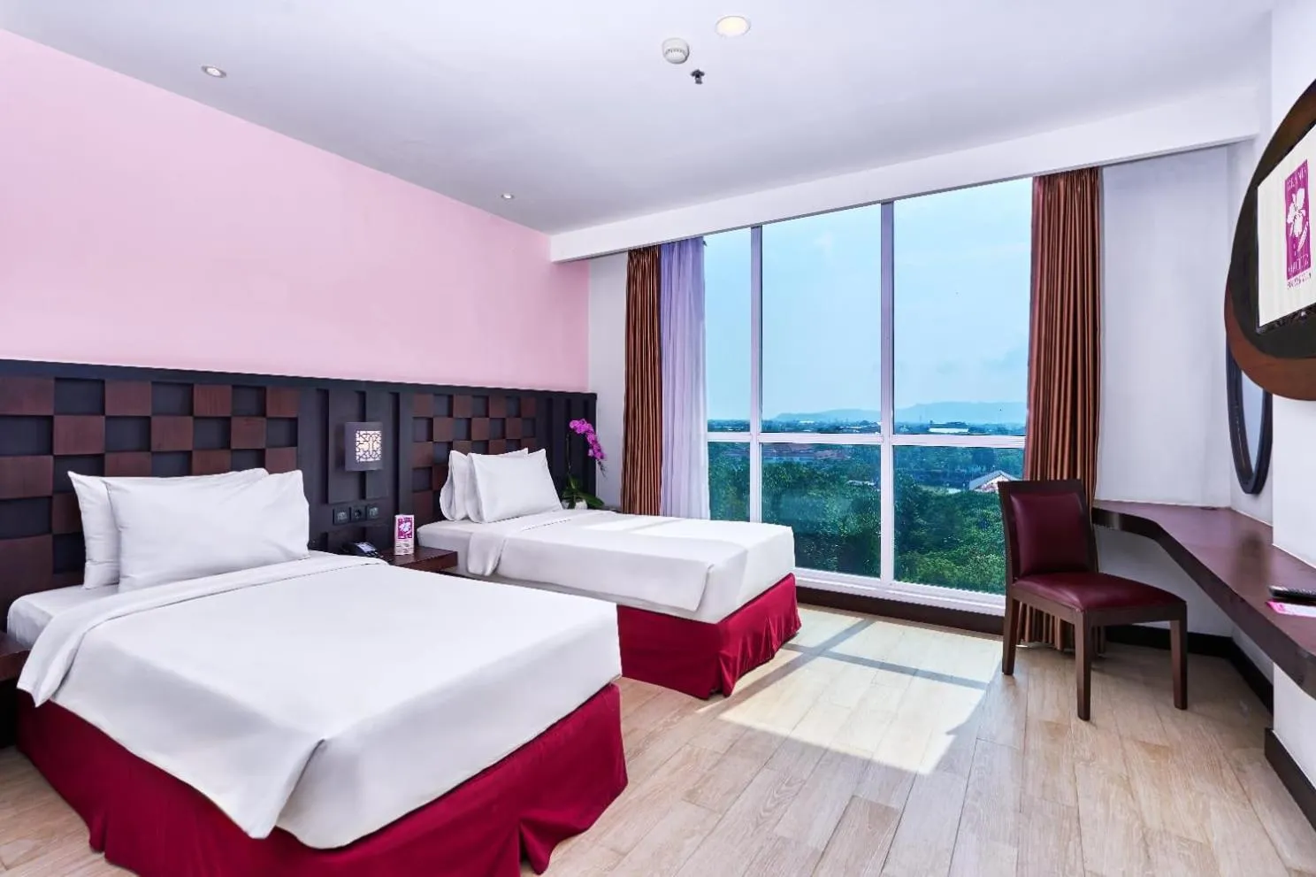Deluxe Twin Room in Grand Orchid Hotel Yogyakarta