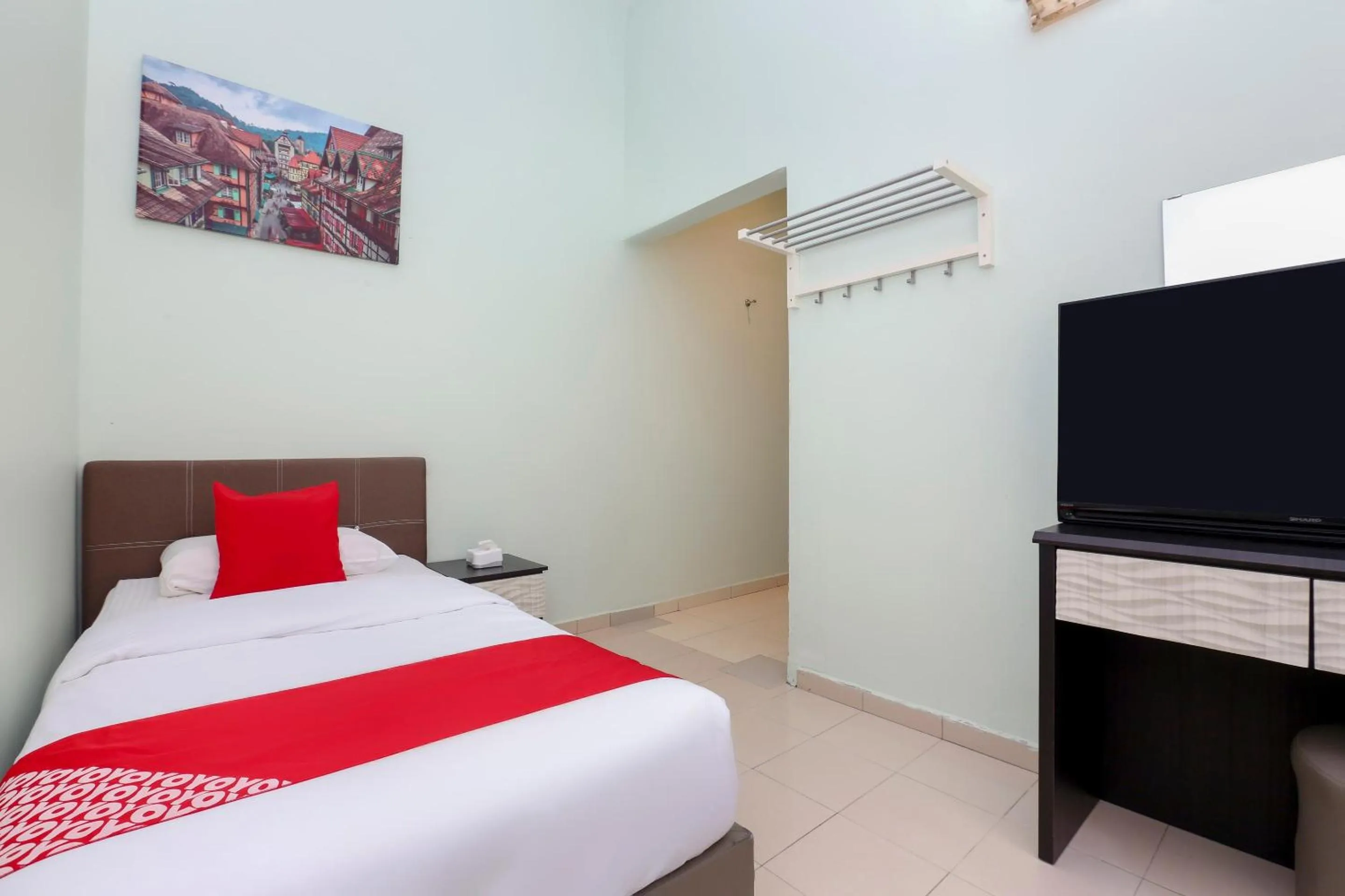 Deluxe Single Room - single occupancy in Hotel O Come Inn Premium