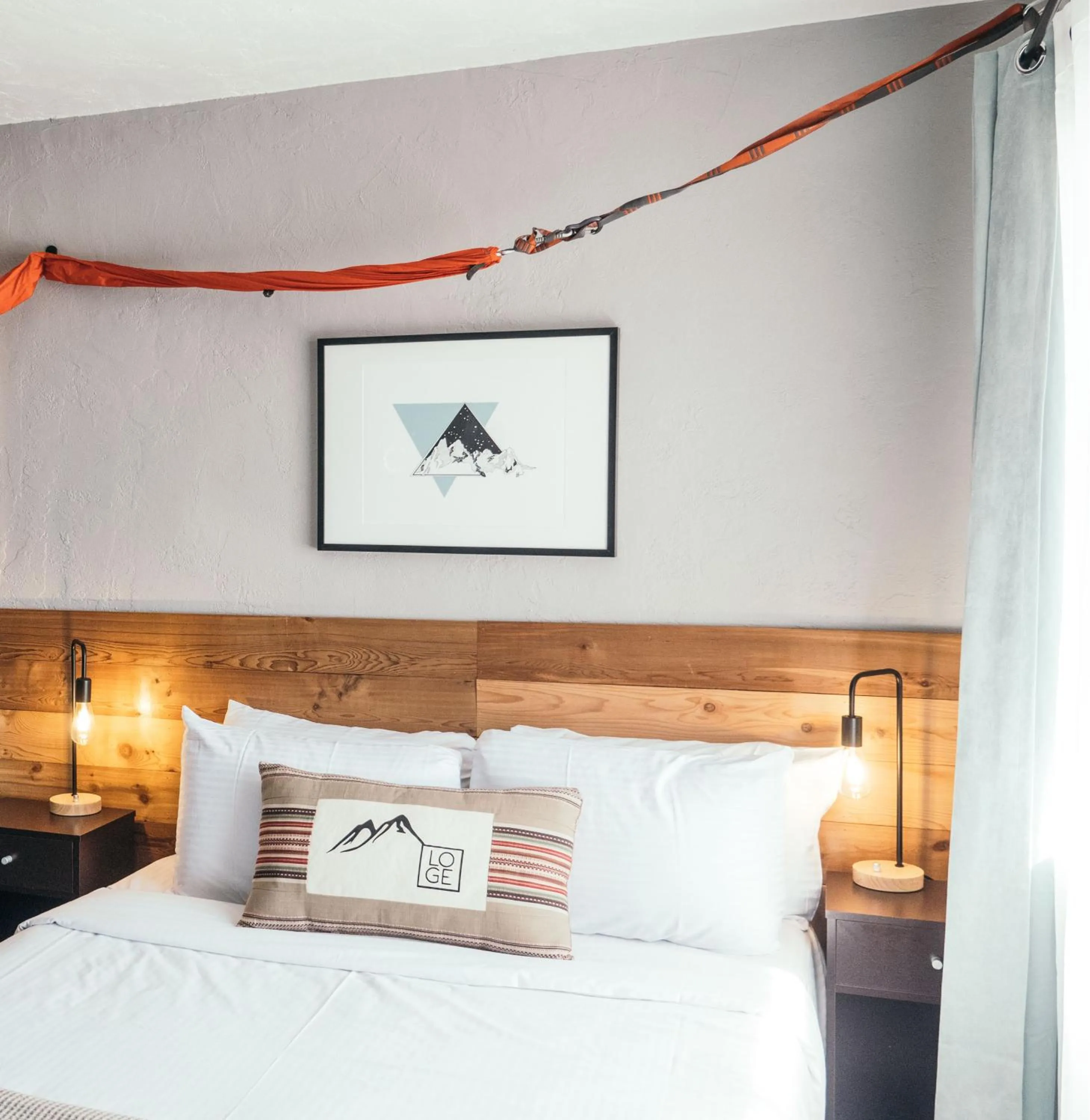 Family Room in LOGE Mt. Shasta