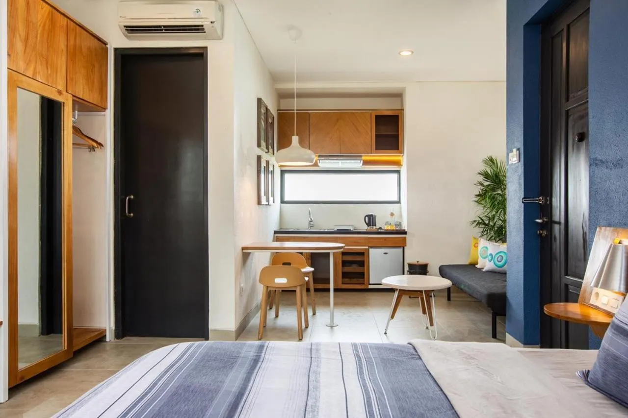 Yats Colive in YATS Colony