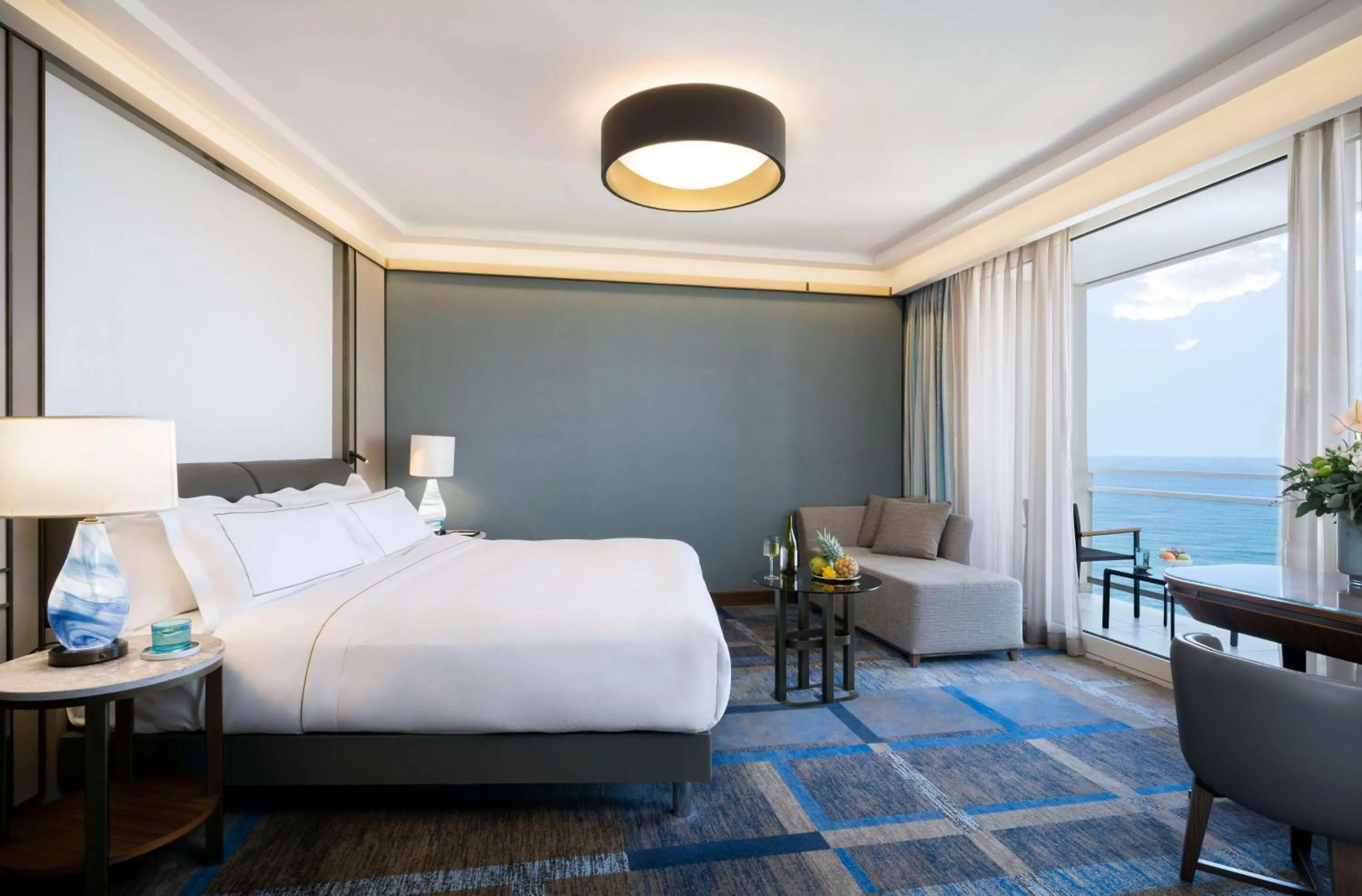 Premium King Studio with Sea View in The Vista At Hilton Tel Aviv