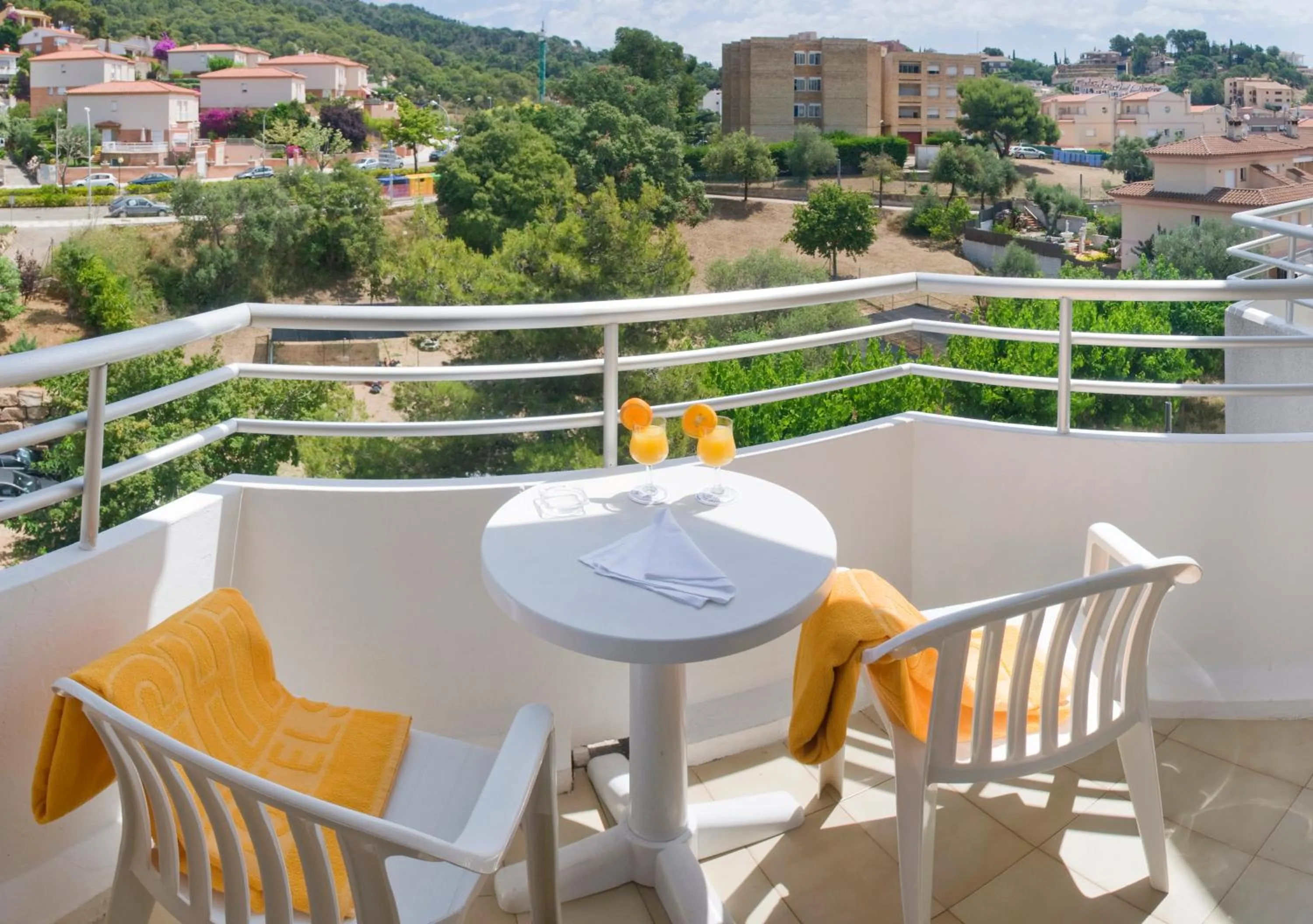 Single Room in GHT Oasis Tossa & Spa