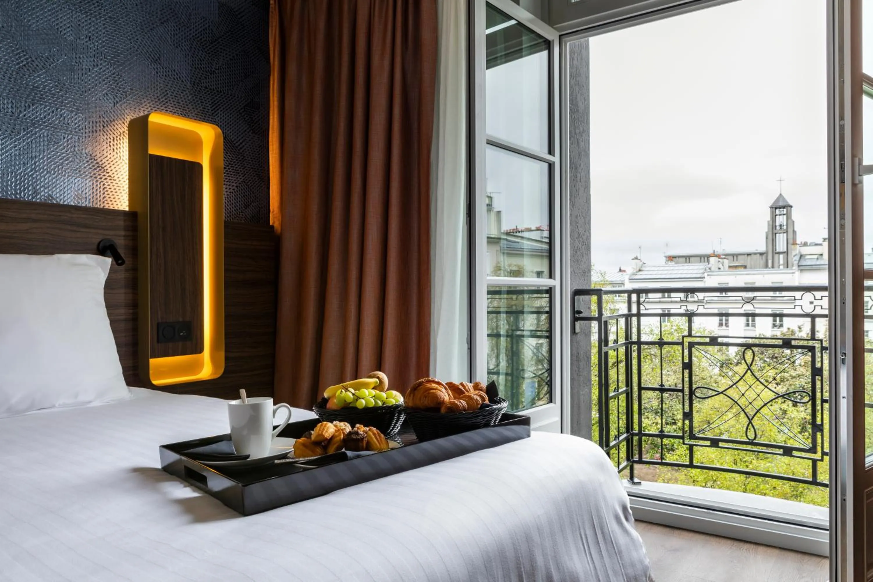 Superior Double Room in Hôtel & Spa Oceania Le Conti