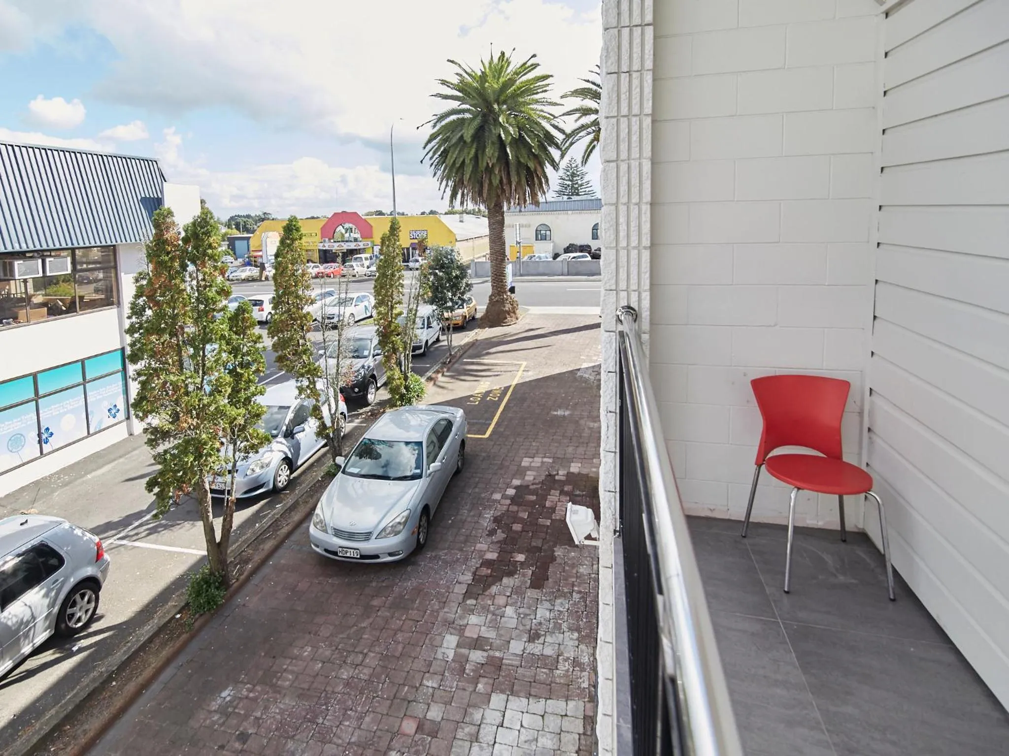 Luxury Triple Room in Three Palms Lodge