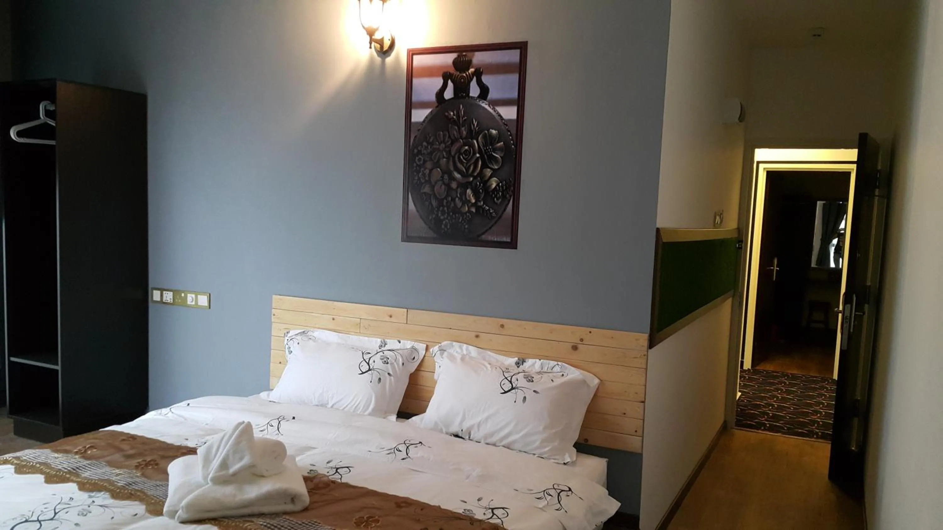 Deluxe Double Room in PI Grand Hotel