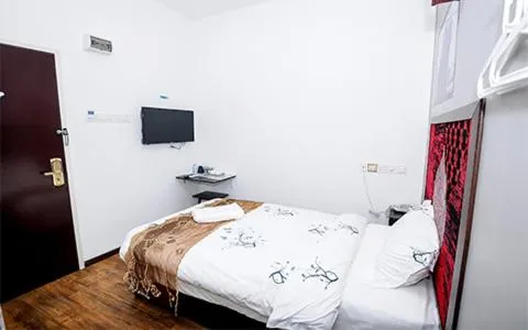 Economy Single Room (No Window) in PI Grand Hotel