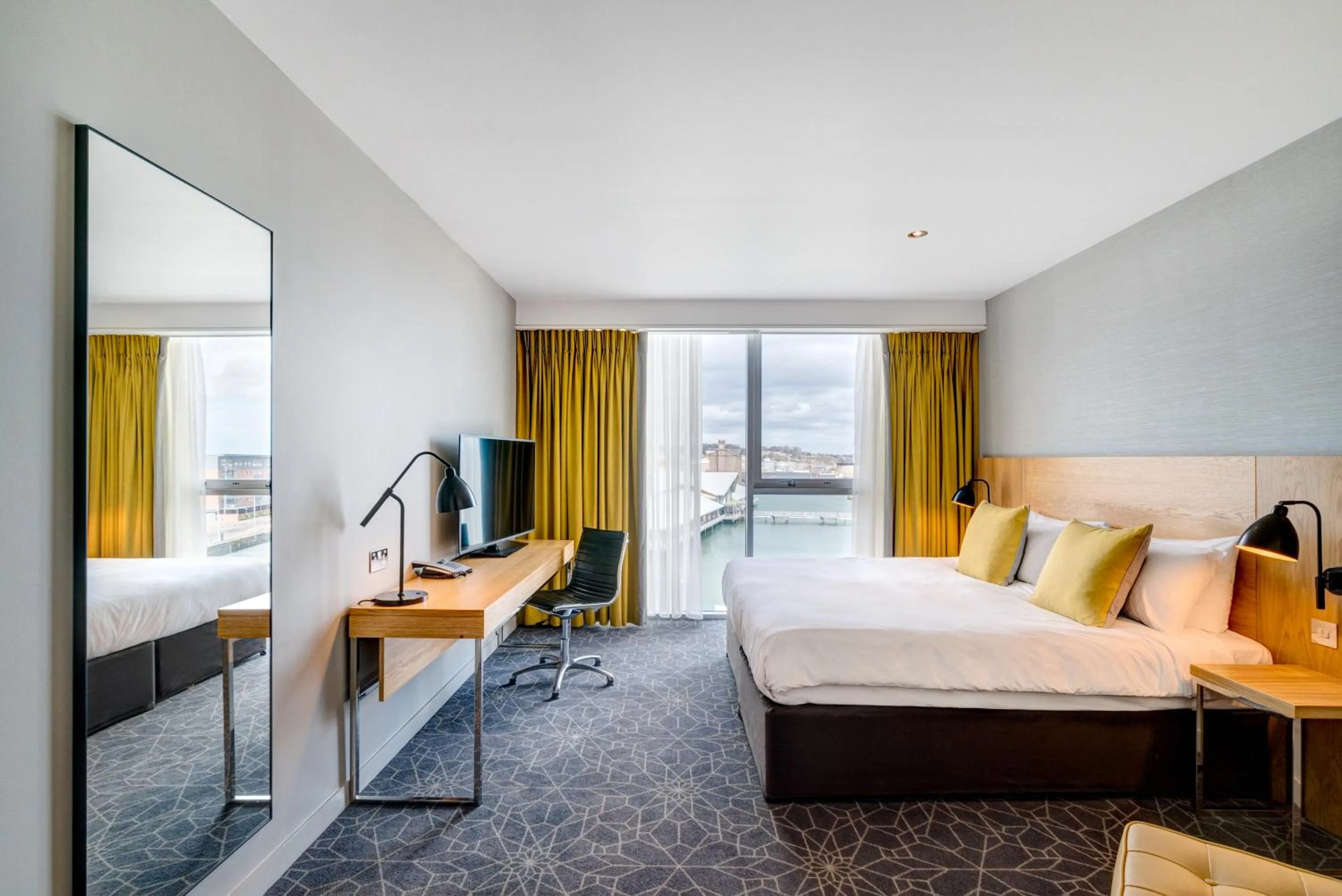 Quay View Double Room in Apex City Quay Hotel & Spa