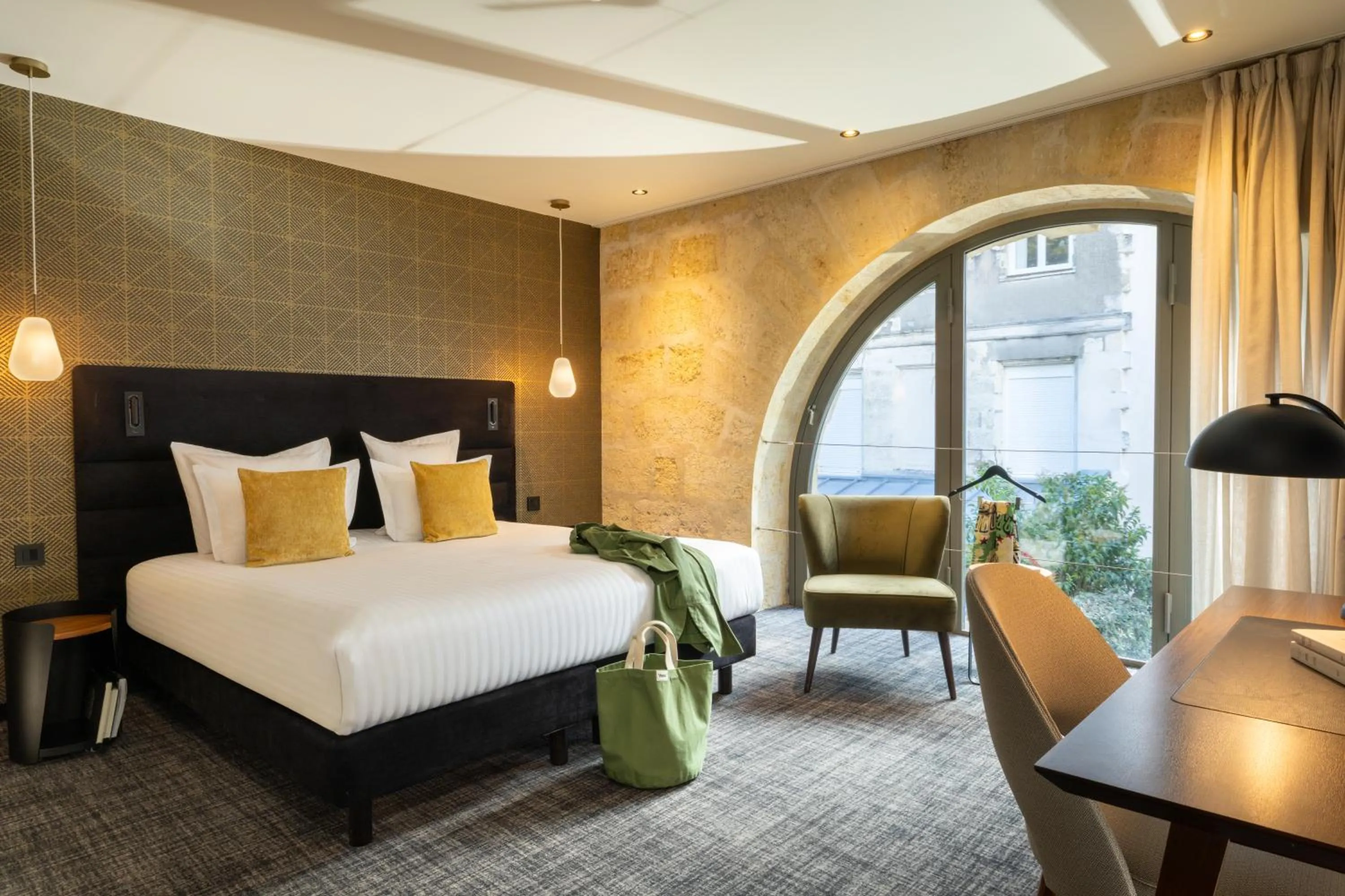 Superior Double Room in Hôtel La Maison Bord'eaux