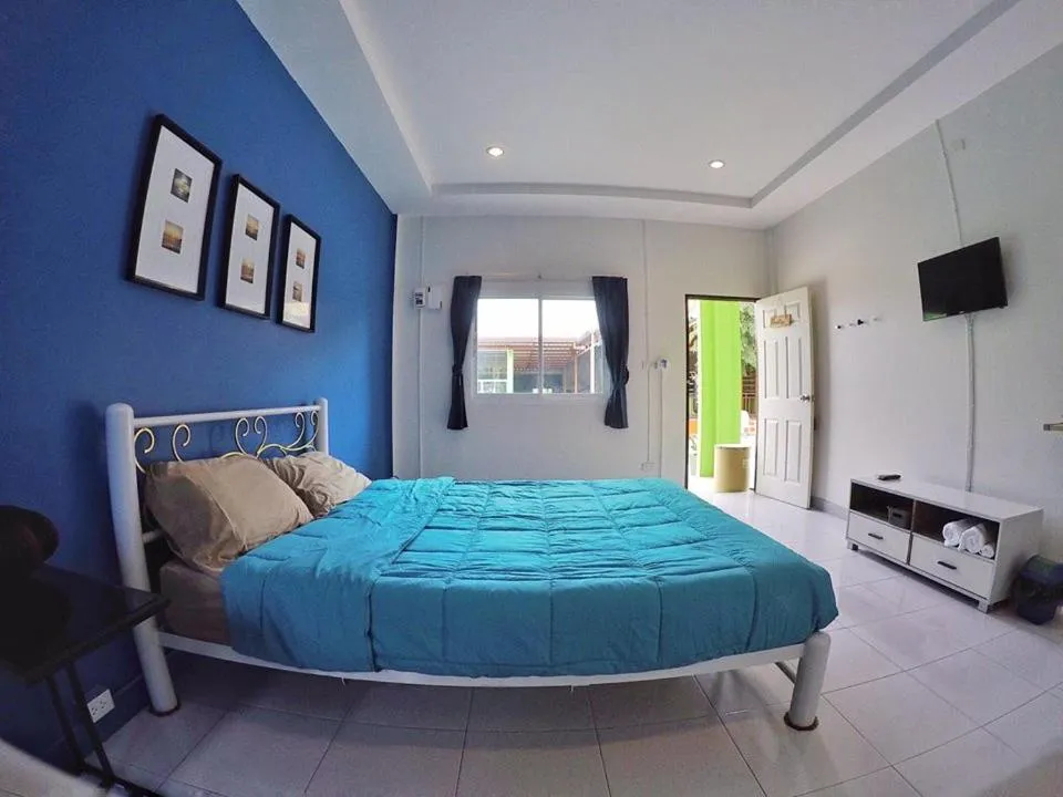 Double Room in Vii House Rawai Phuket