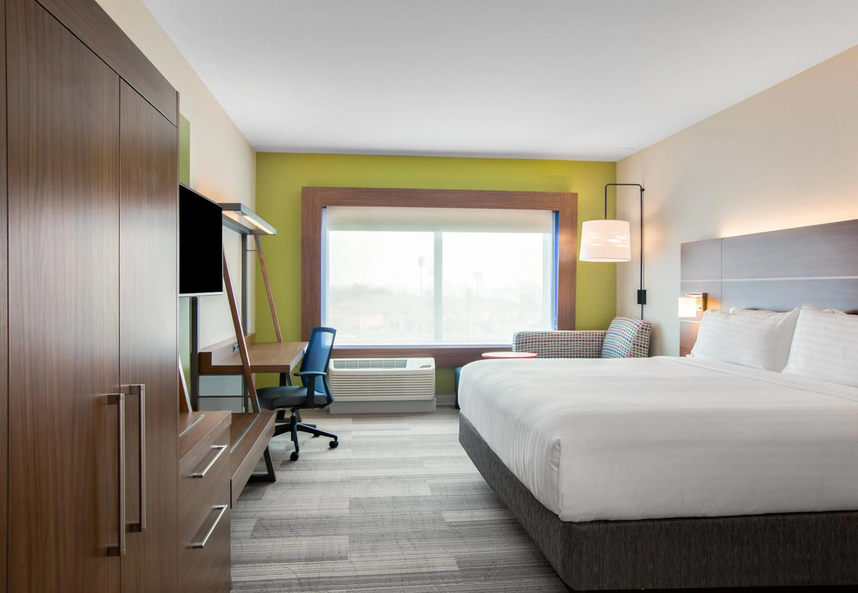 King Room - Hearing Accessible in Holiday Inn Express & Suites - Prosser - Yakima Valley Wine by IHG