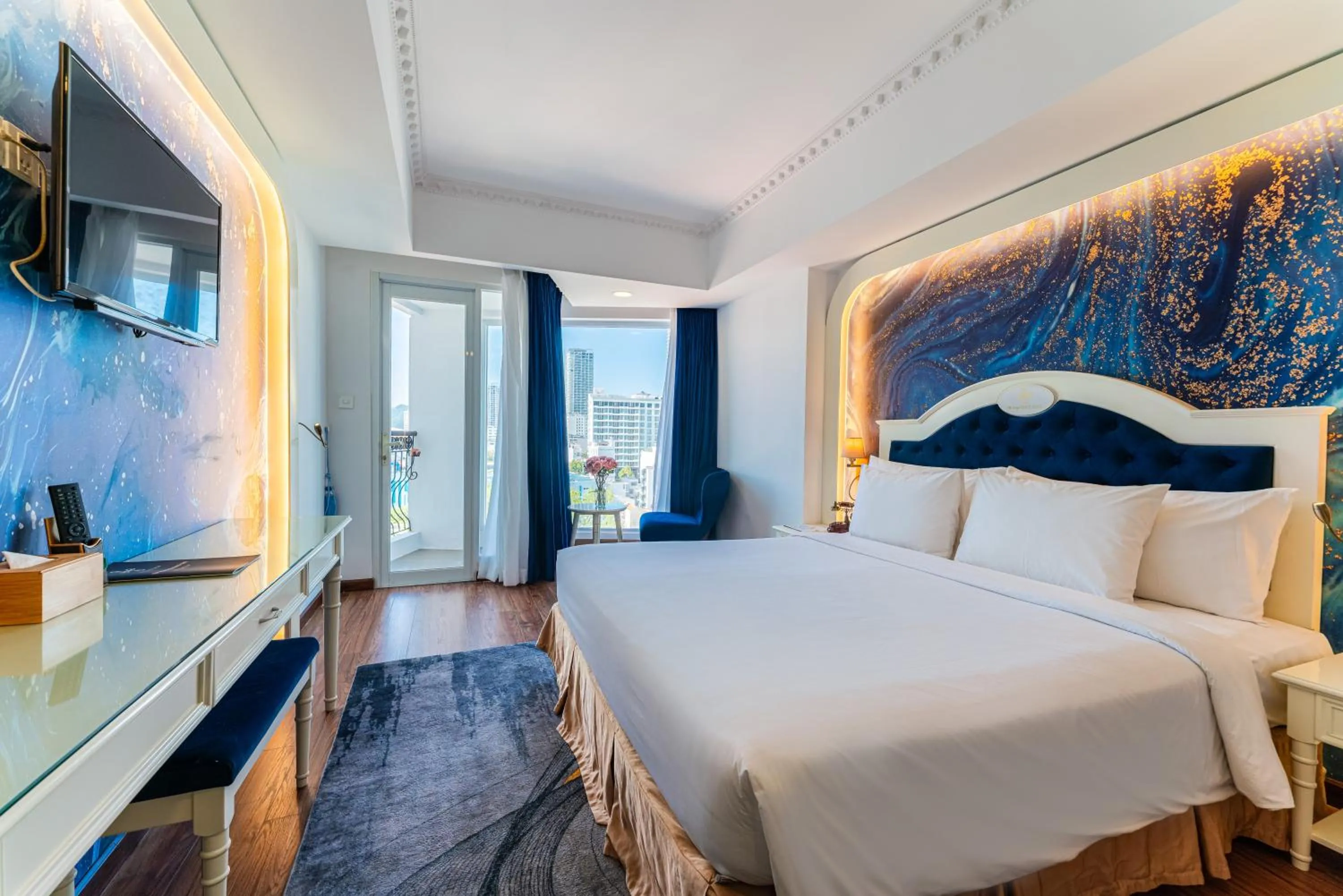 Deluxe Double Room in Nha Trang Prince Hotel