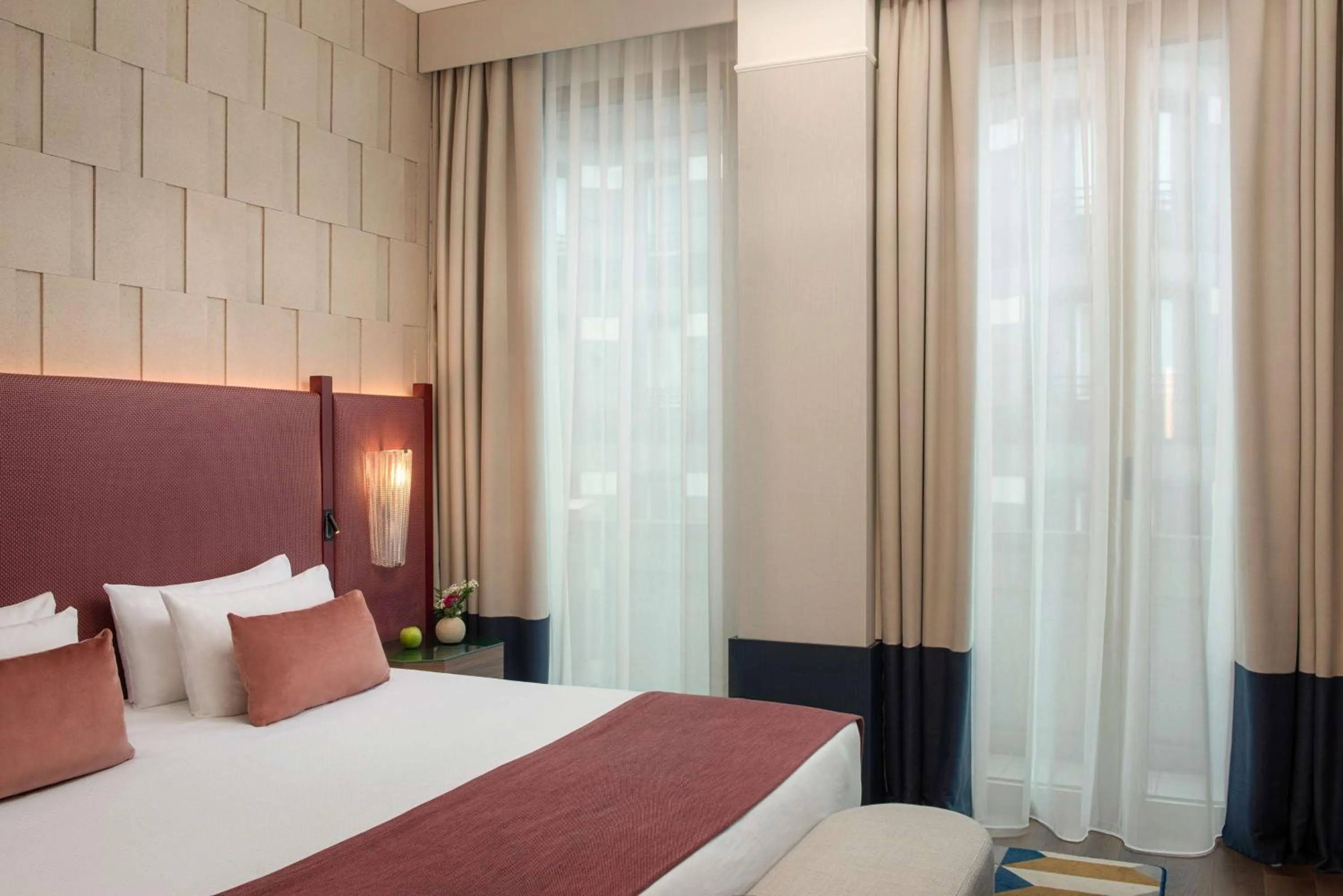 Junior Suite with View in NH Collection Milano President