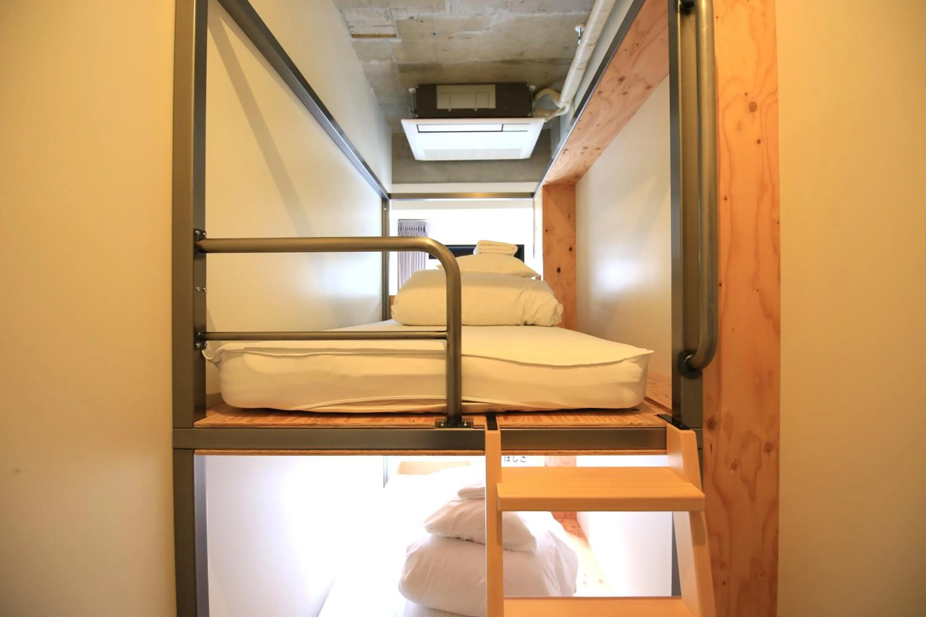 Twin Room with Shared Bathroom in Wise Owl Hostels Shibuya