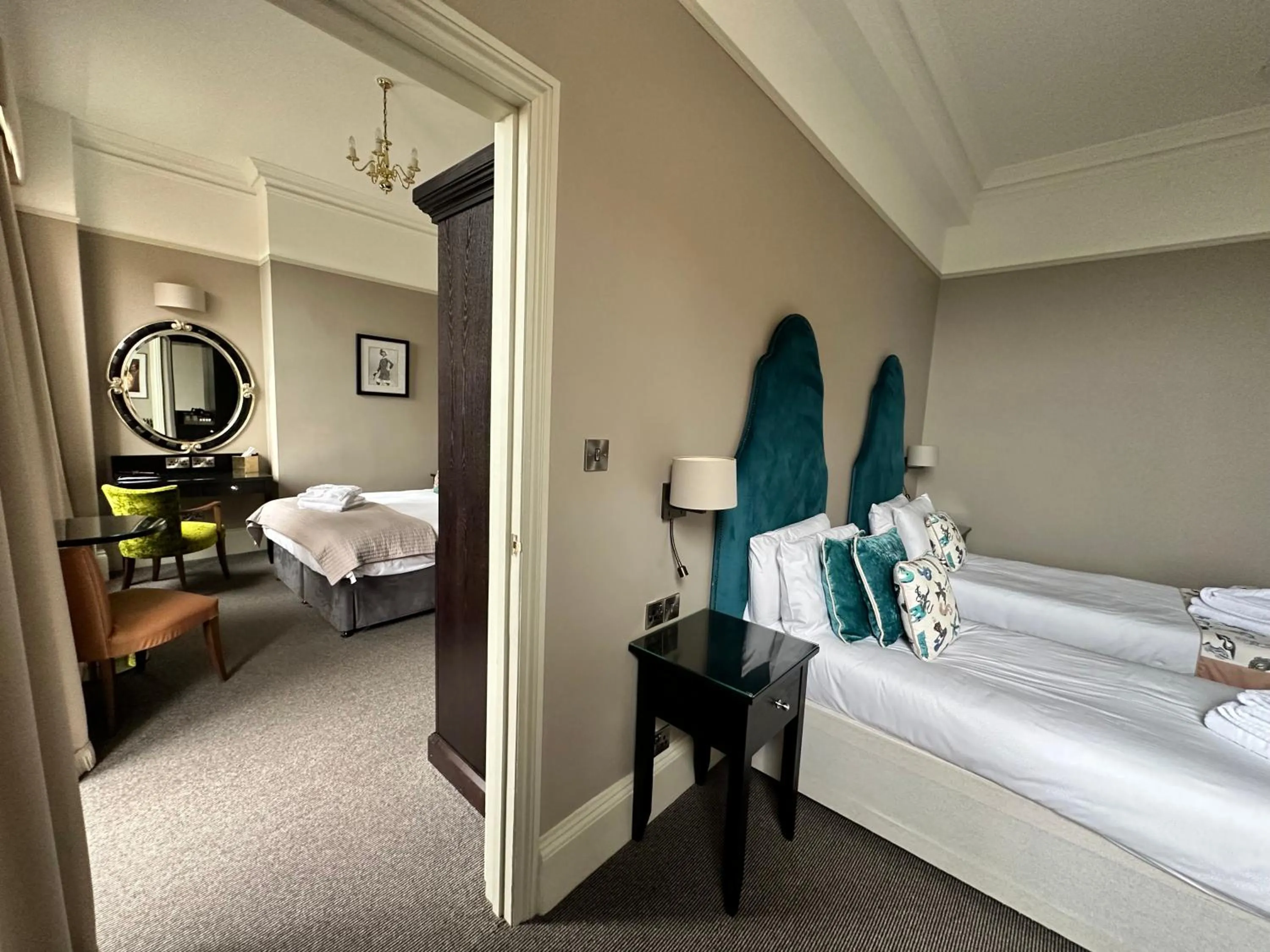 Family Room (2 Adults + 1 Child) in The Queens Hotel