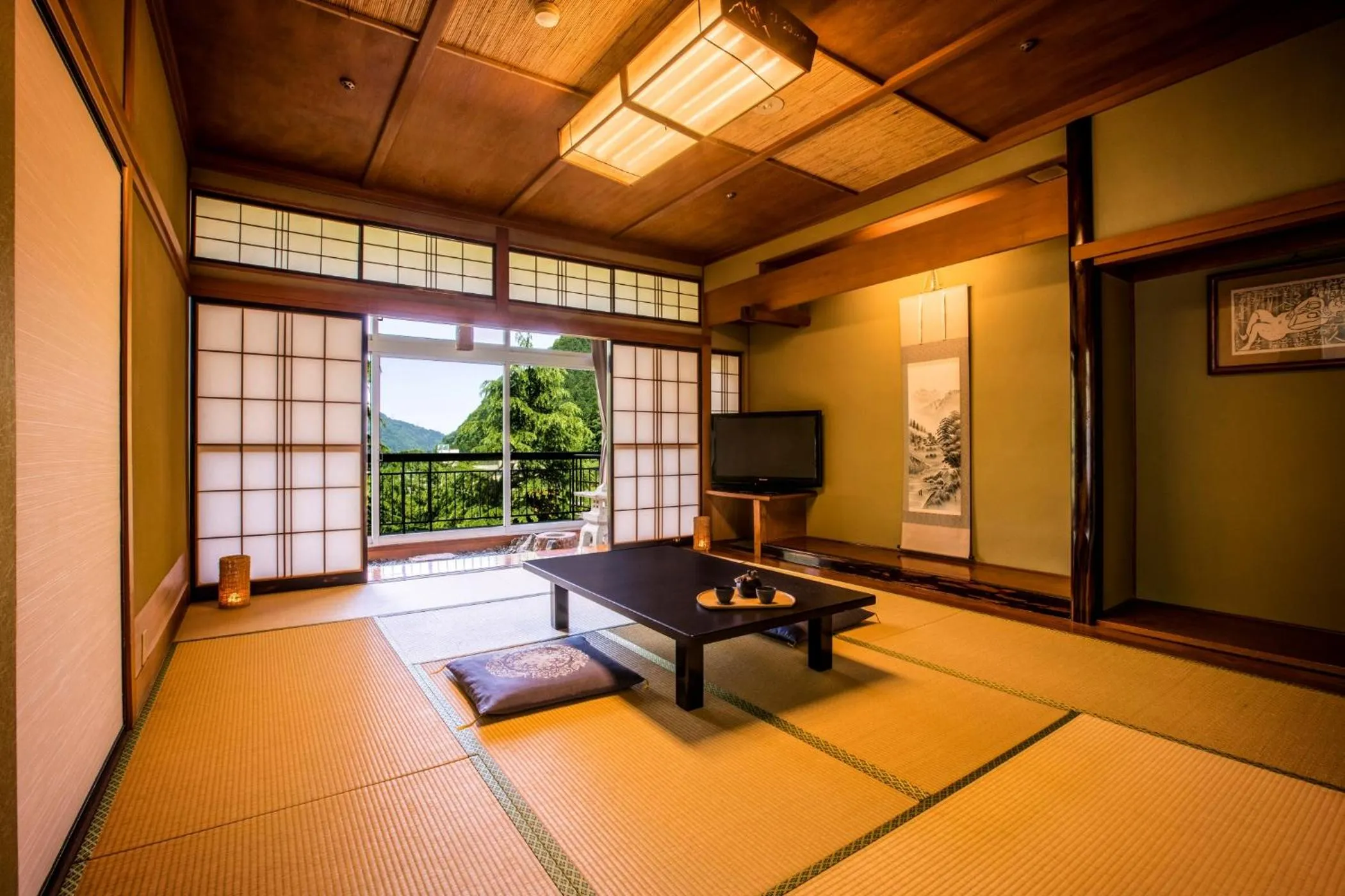 Superior Japanese-Western-Style-Room - Indoor Bath - Non-Smoking in Ooedo Onsen Monogatari Unazuki Grand Hotel