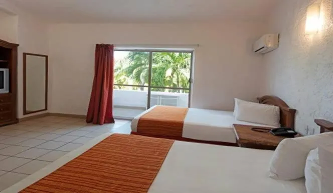 Family Room - single occupancy in Vista Playa de Oro Manzanillo