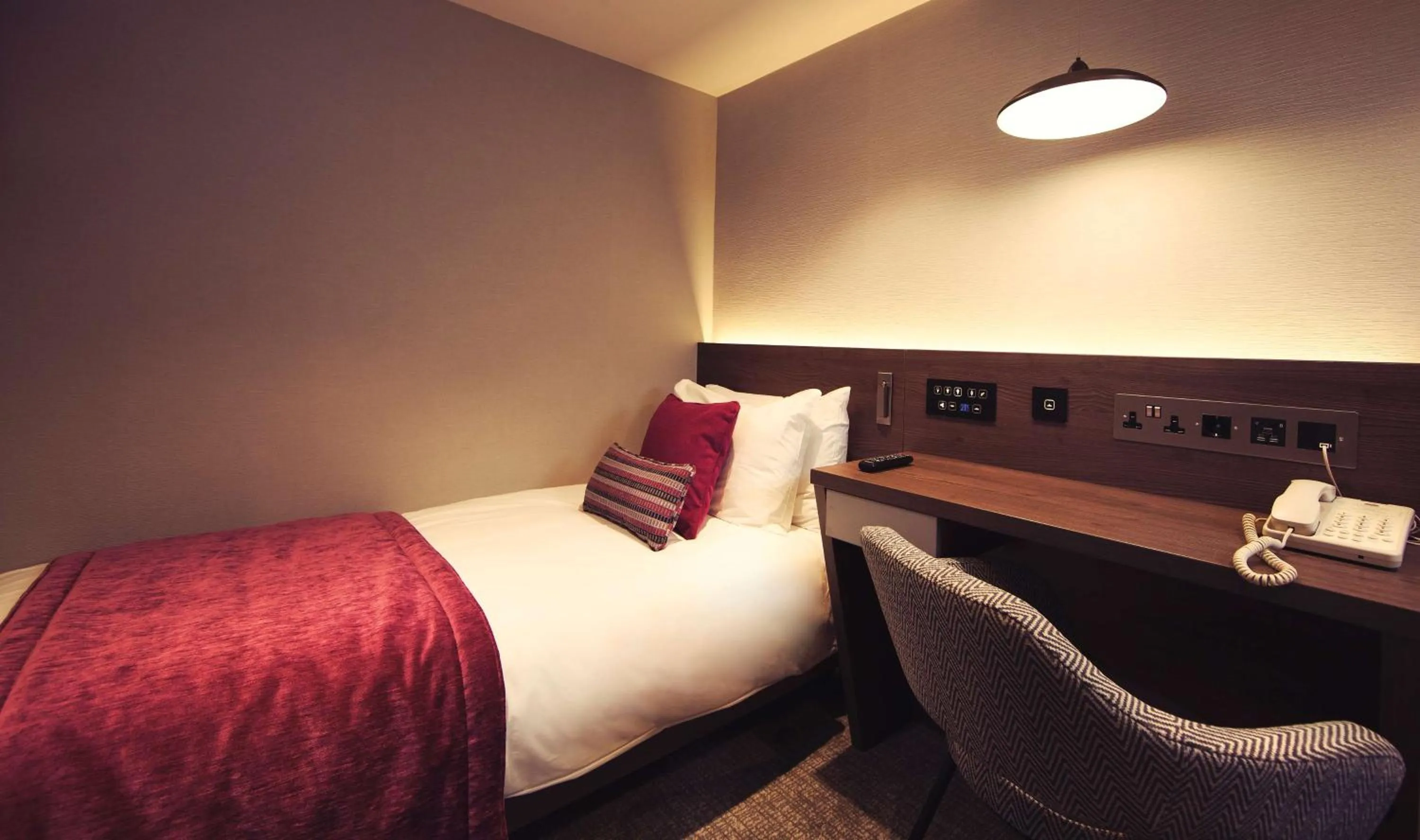 Standard Single Room in Best Western Plus Delmere Hotel