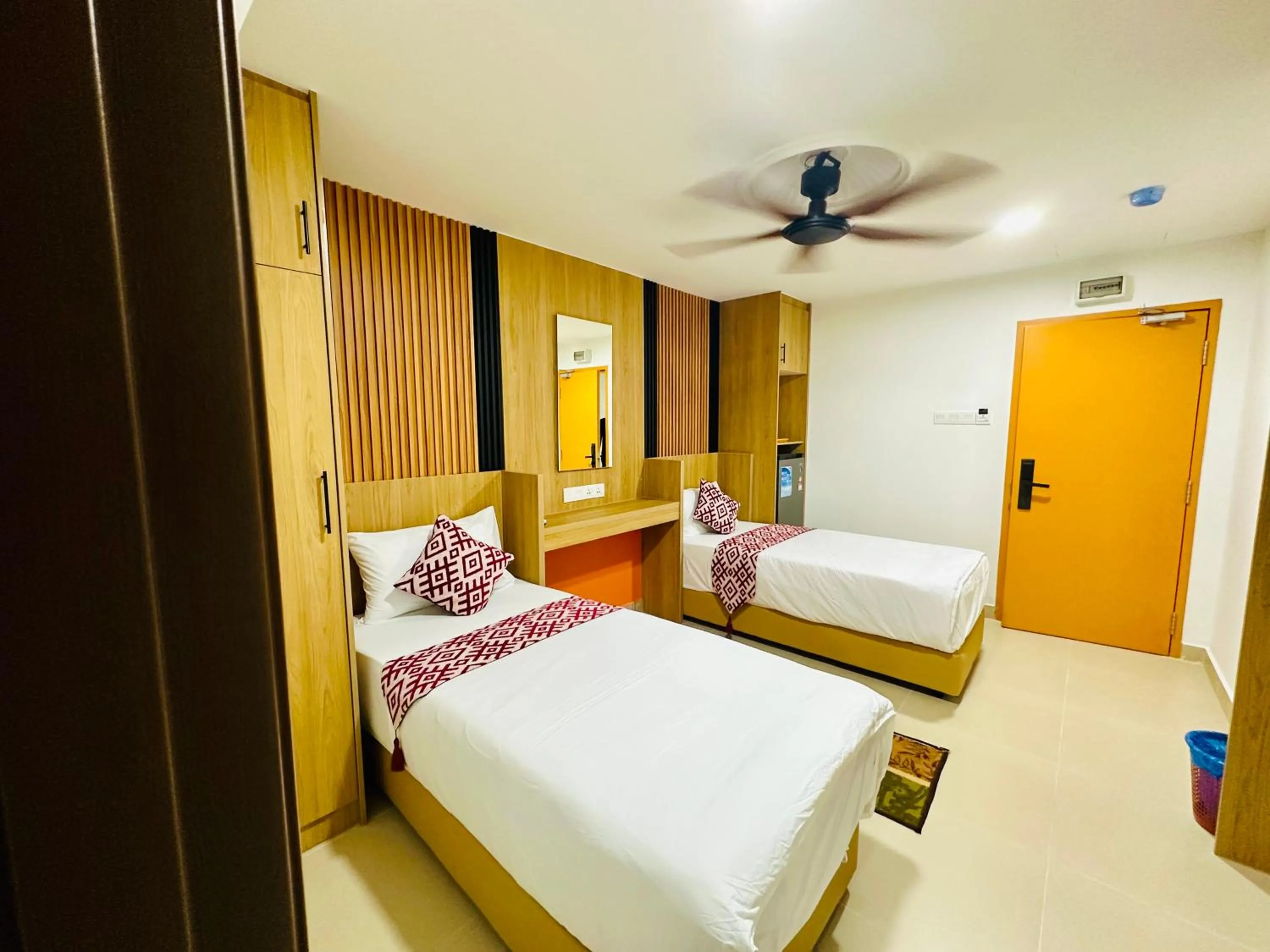 Deluxe Twin Room in Cozy Hotel@ KL Sentral