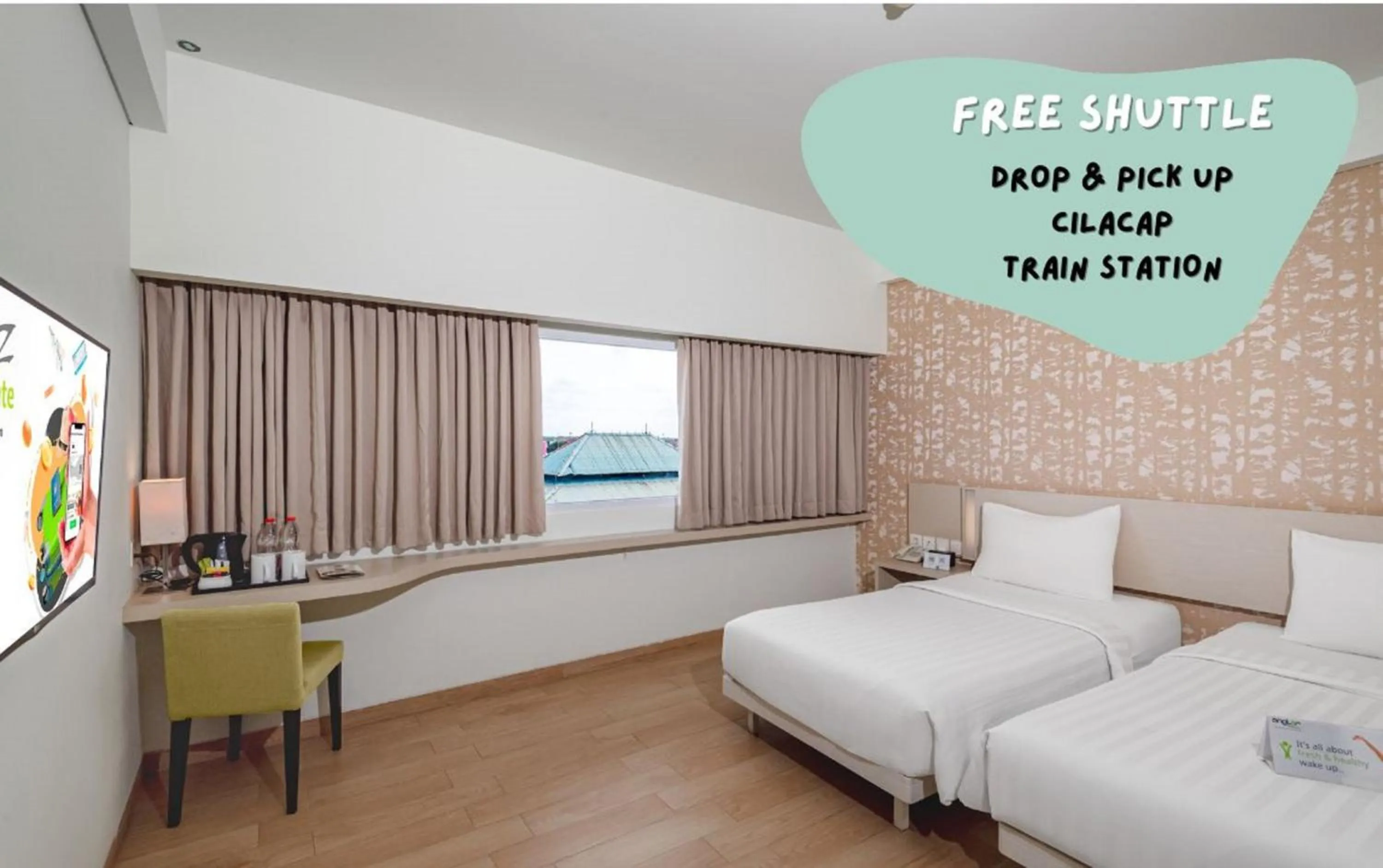 Deluxe Twin Room in Whiz Prime Hotel Sudirman Cilacap