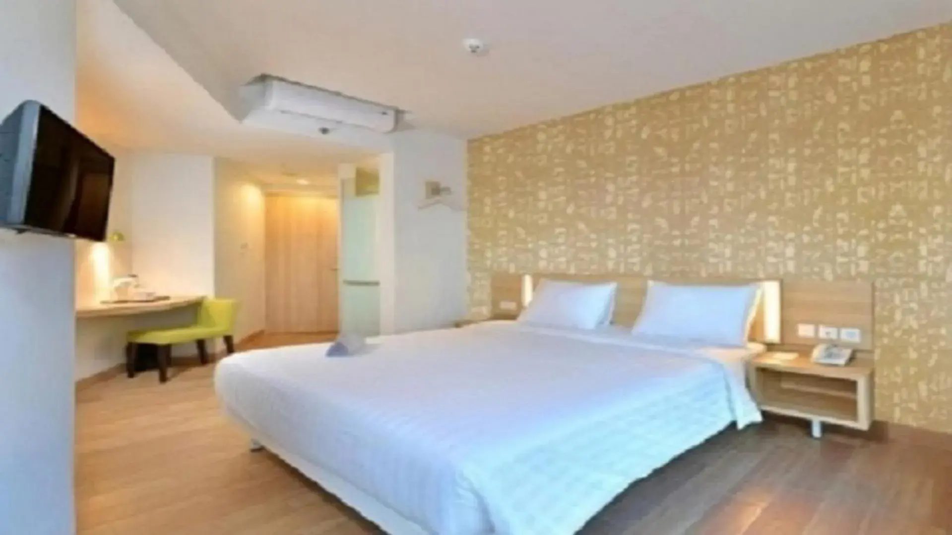 Whiz Prime Hotel Sudirman Cilacap Whiz Prime Hotel Sudirman Cilacap