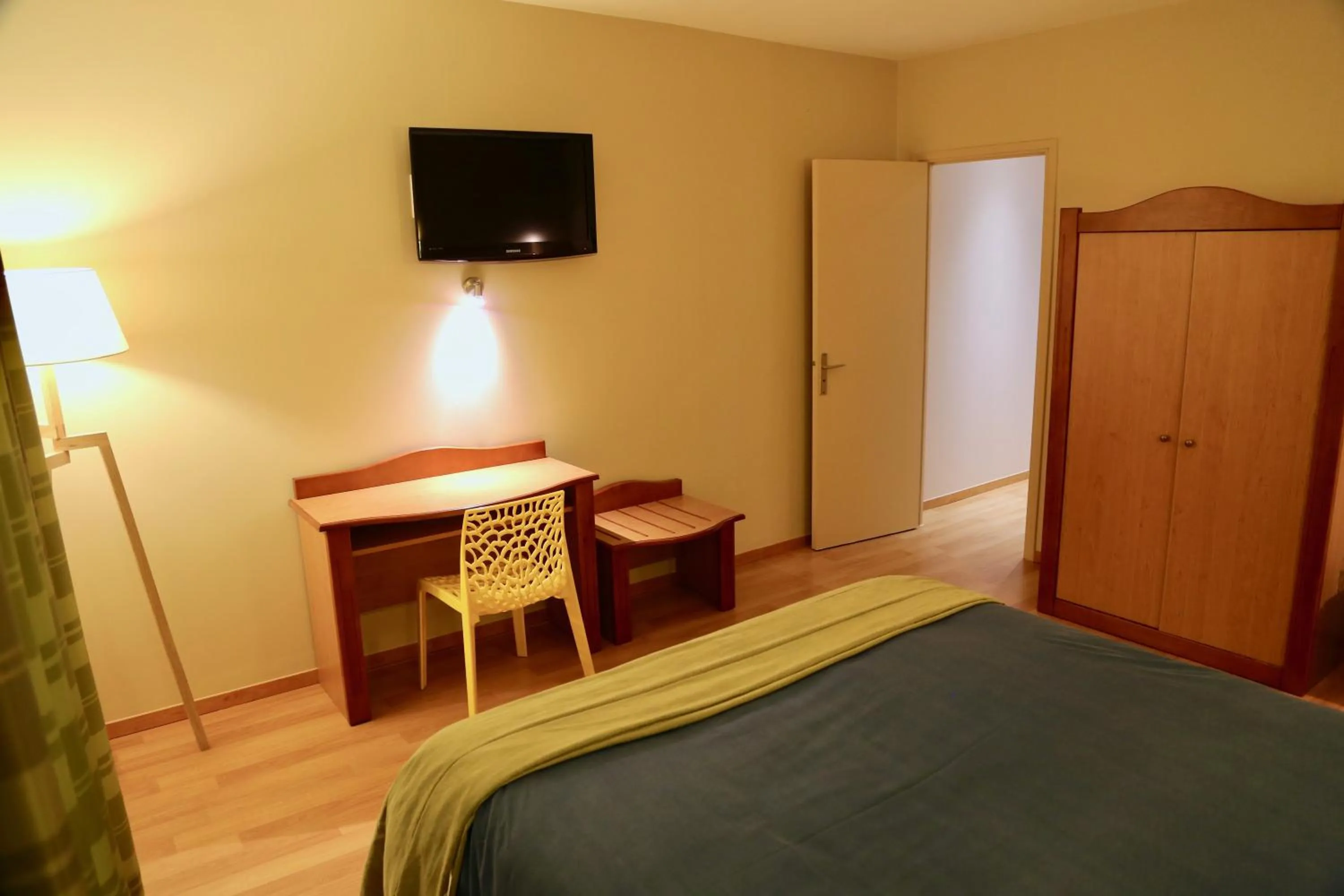 Deluxe Family Room in Relais Vosgien - Hôtel Restaurant "la Table de Sophia"