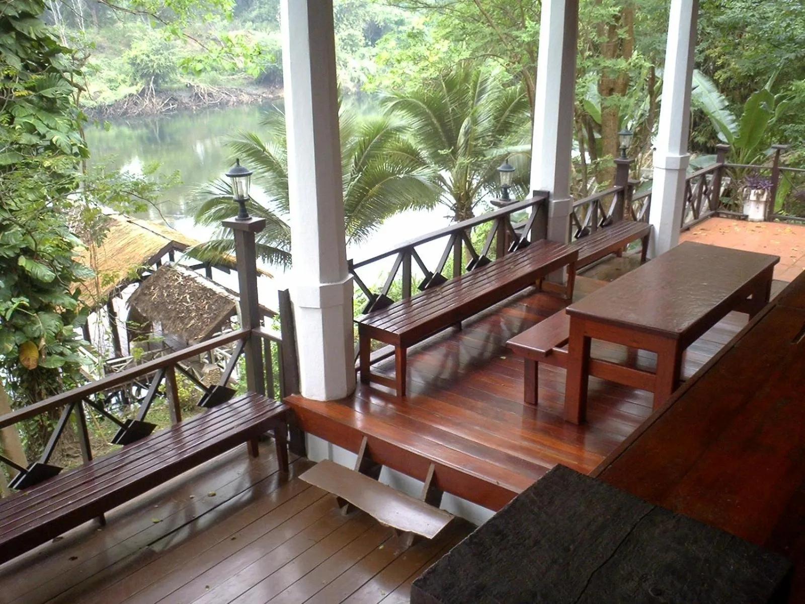 Four-Bedroom House in Ratmanee House