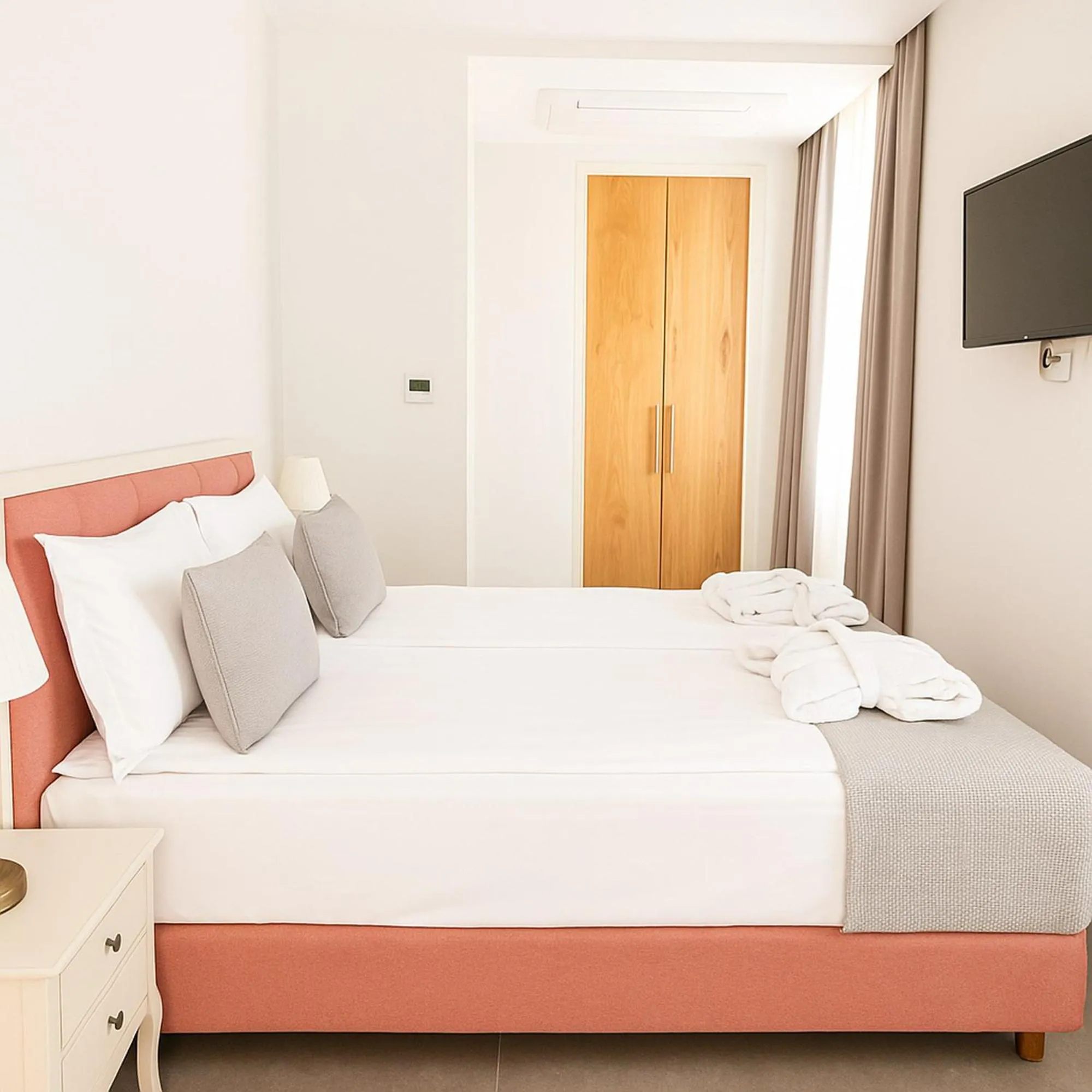 Family Room with Balcony in Hotel Casa di Sofia