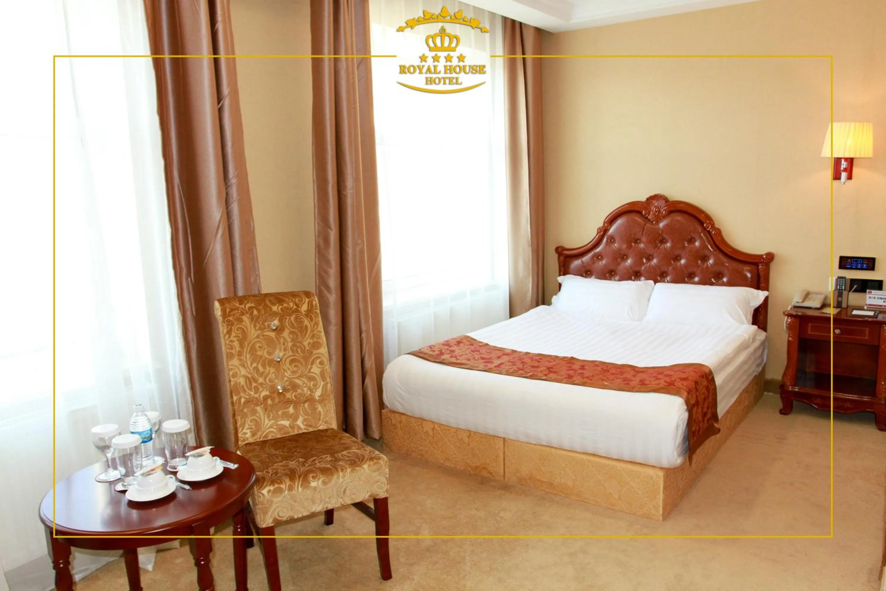 Economy Single Room in Royal House Hotel 2