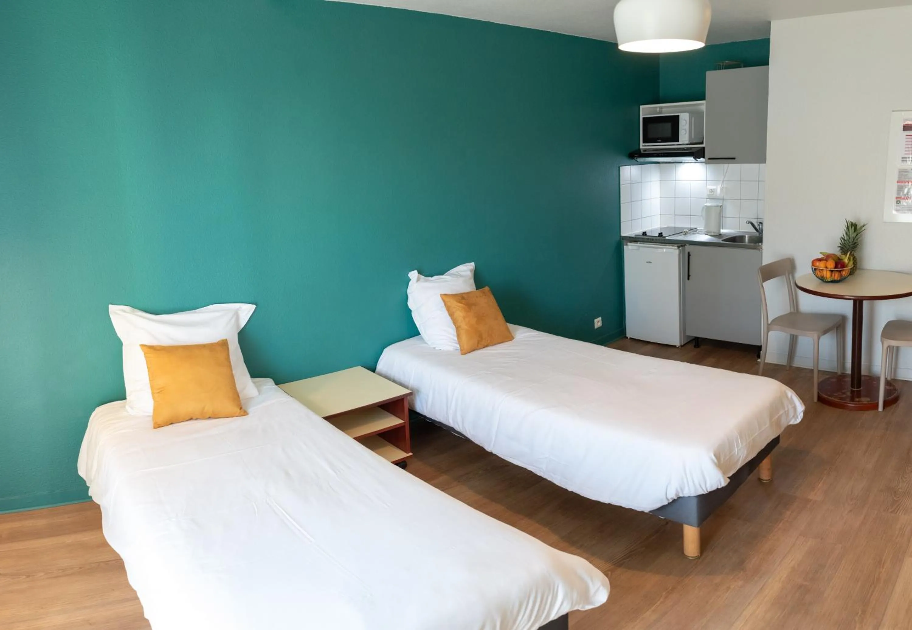 Twin Studio in Terres de France Brest