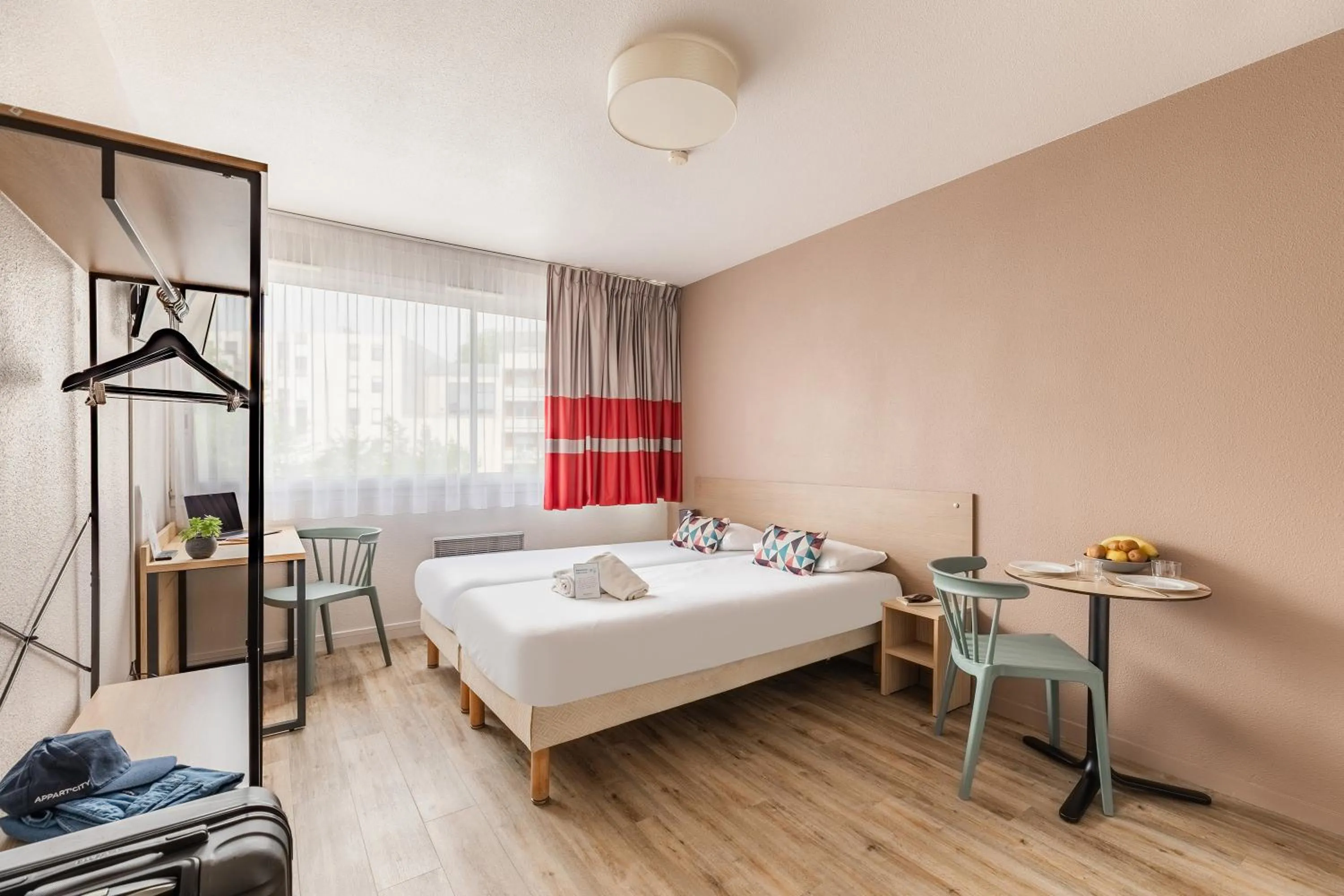 Twin Studio in Appart'City Classic La Rochelle Centre