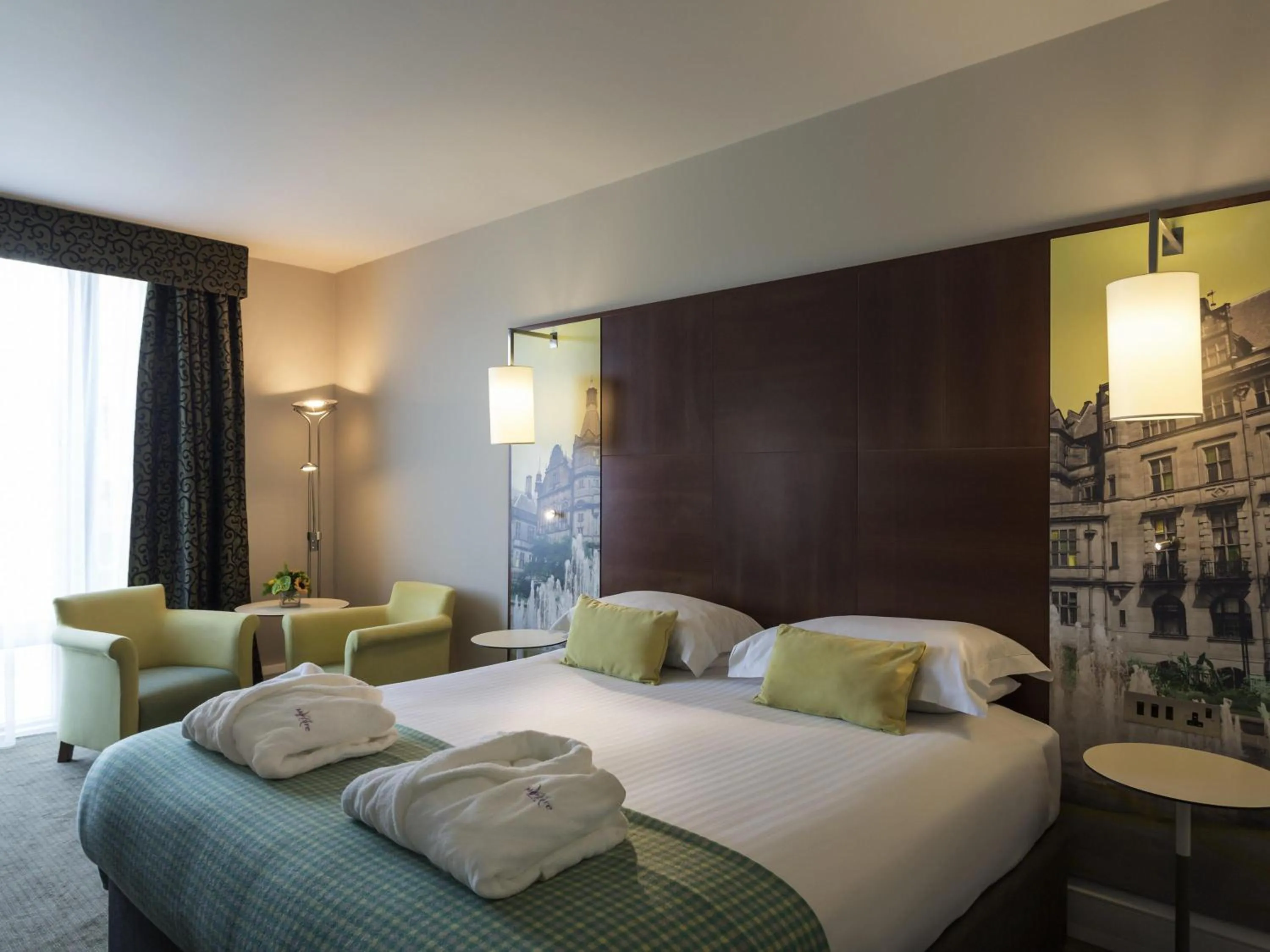 Superior King Room in Mercure Sheffield St Paul's Hotel & Spa