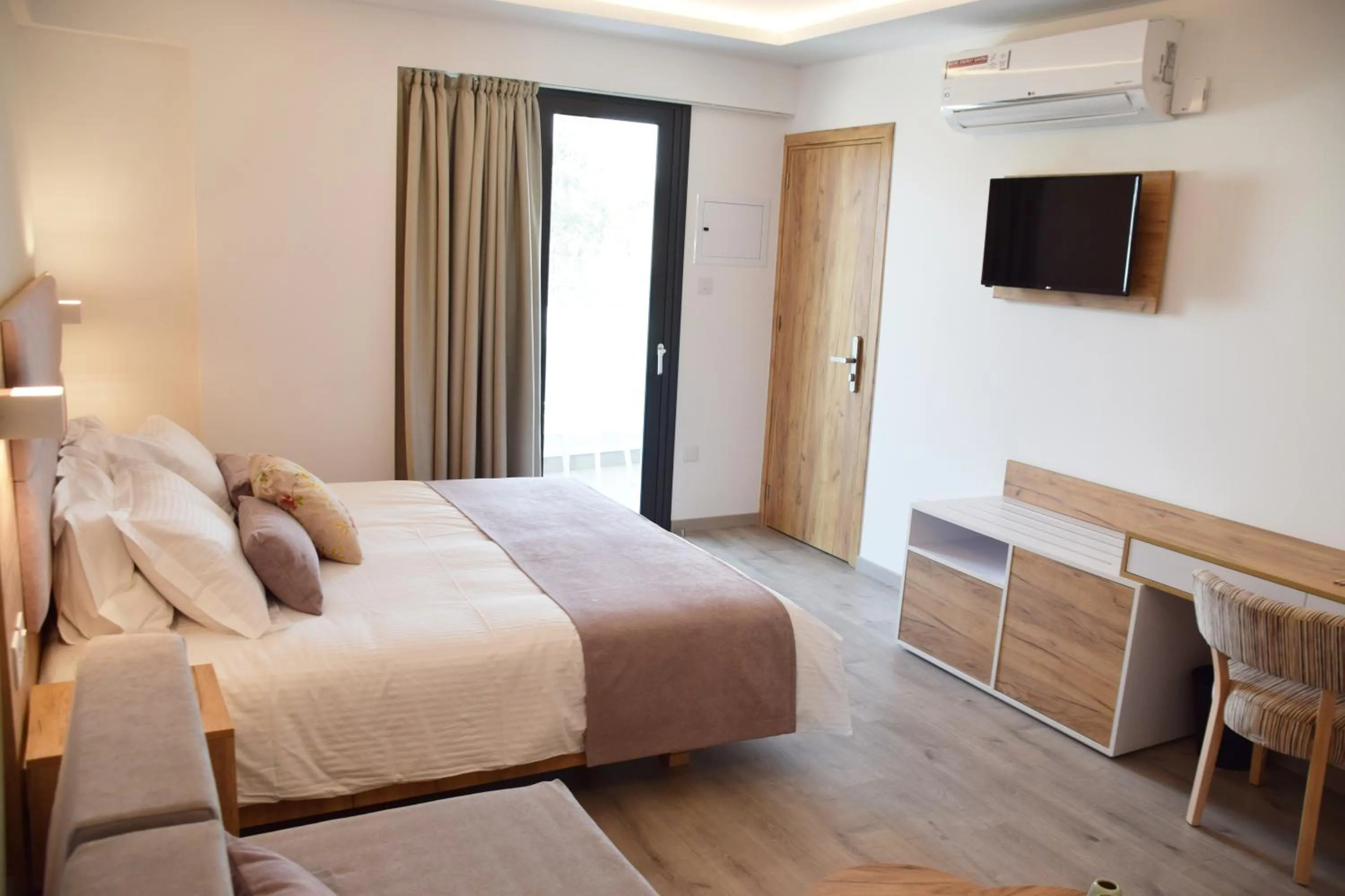 Executive Triple Room - single occupancy in Hypnos Boutique Hotel