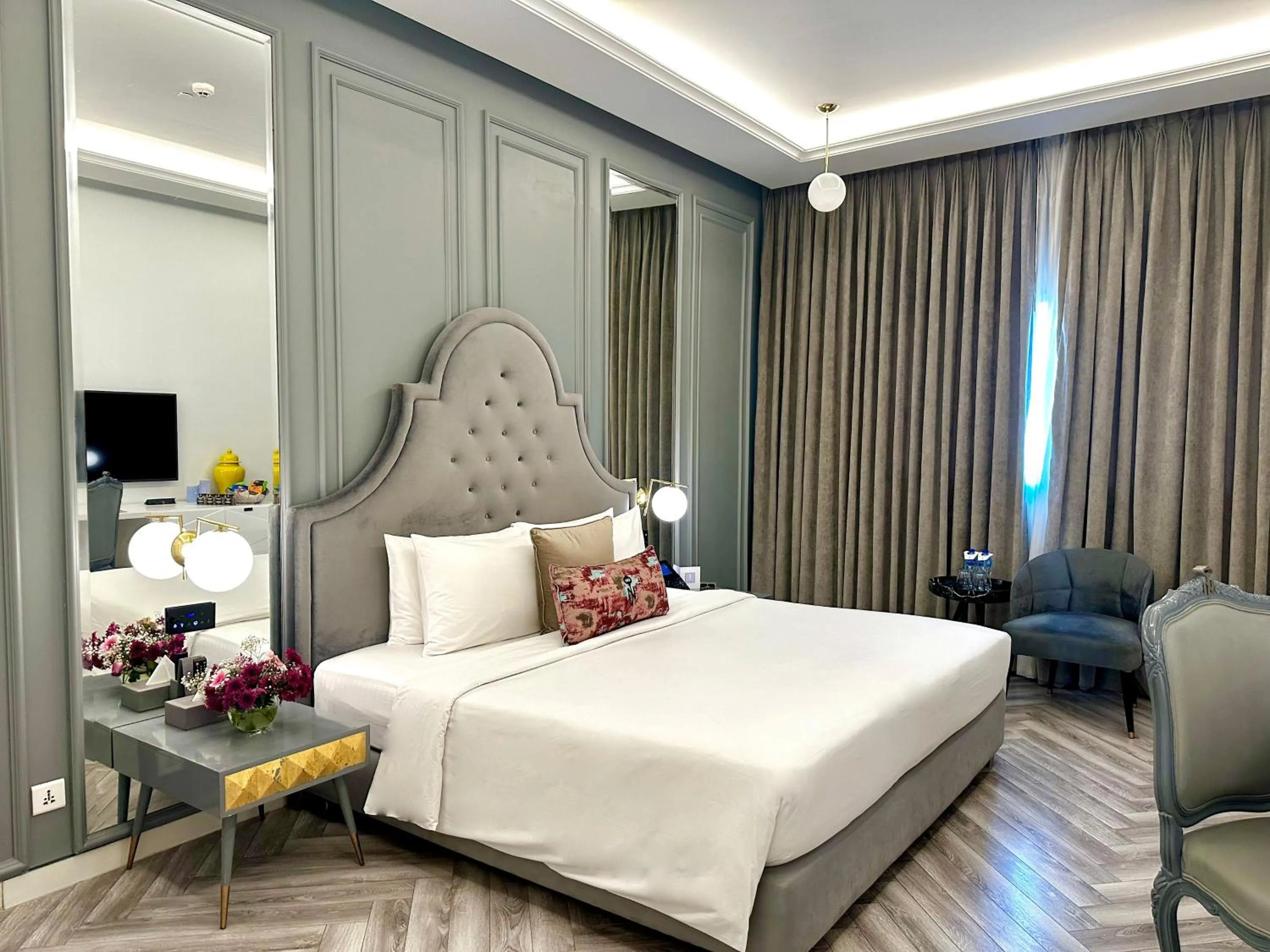 Deluxe Room in The Nishat Hotel Johar Town