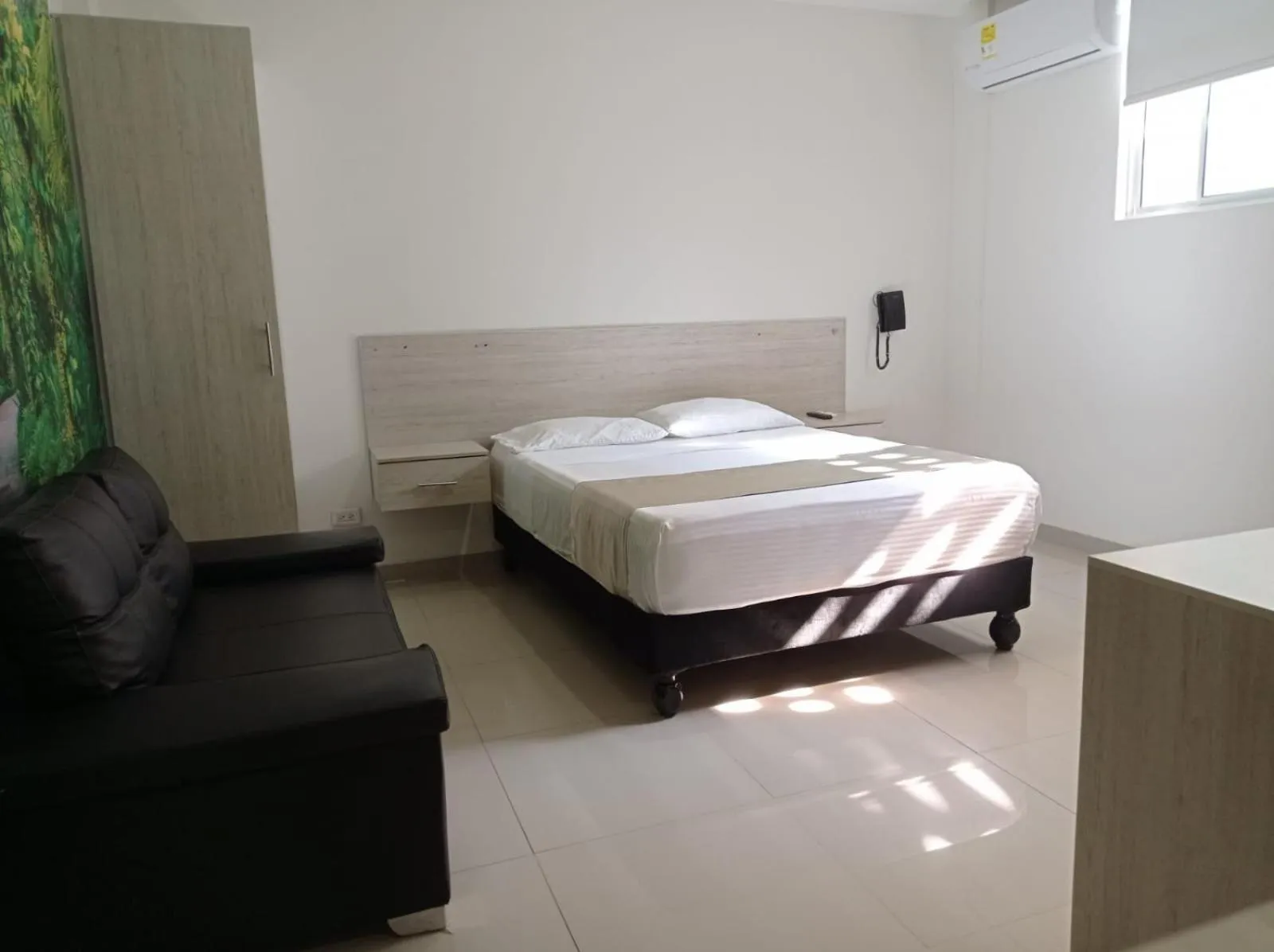 Superior Triple Room in Hotel Granada Loft