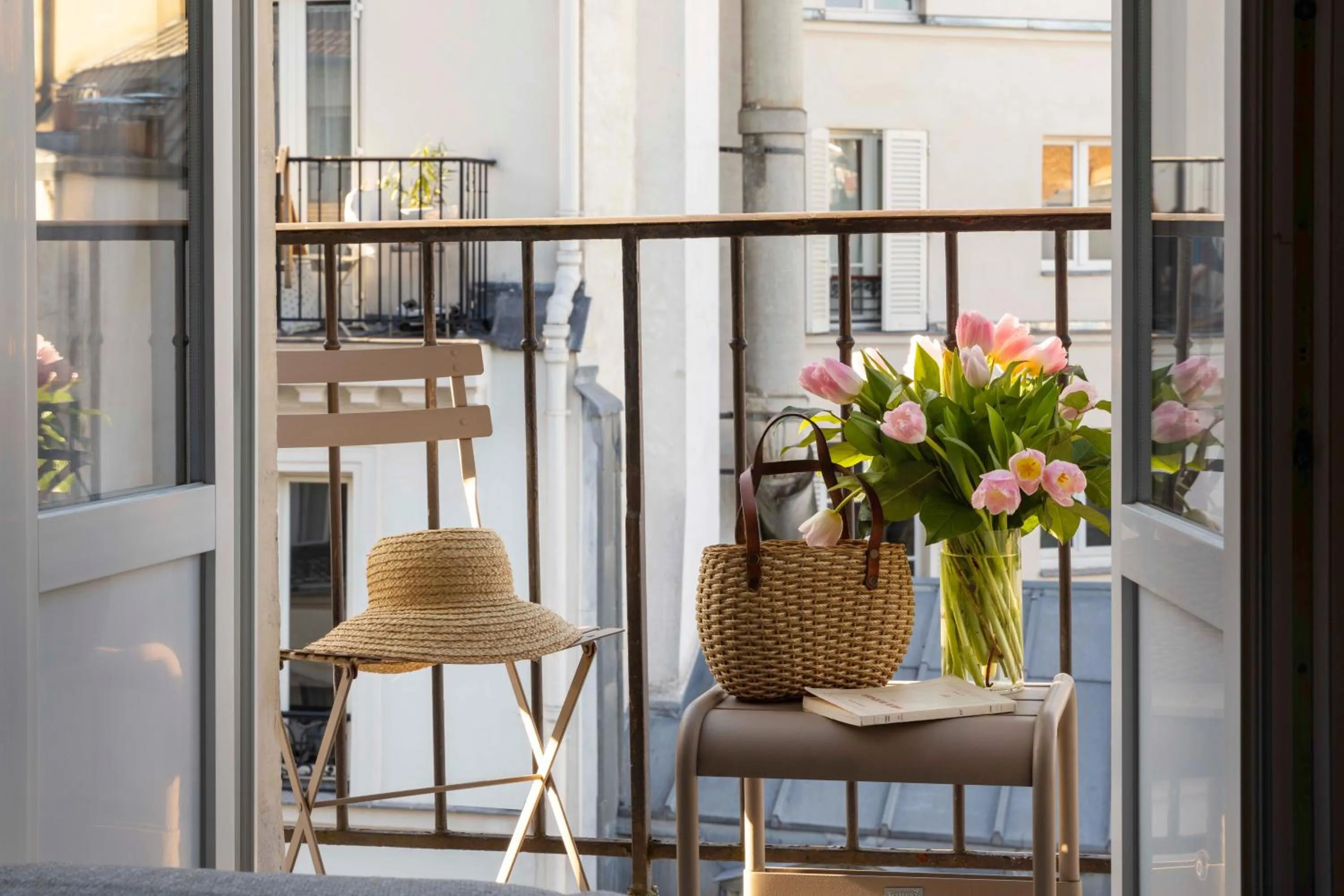 Superior Double Room with Balcony in Hôtel l'Inattendu